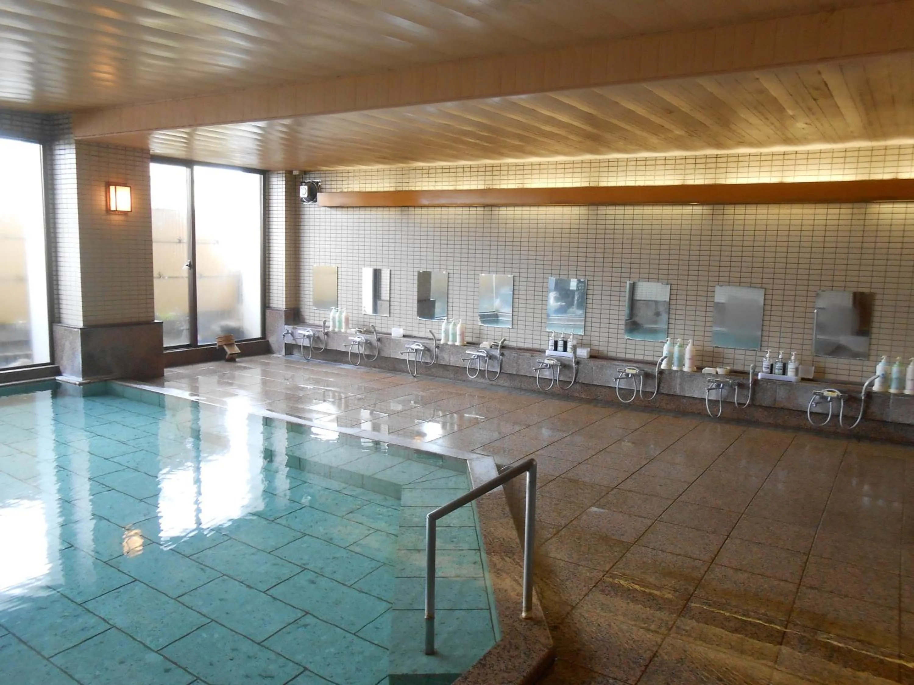 Hot Spring Bath in Shin Kadoya