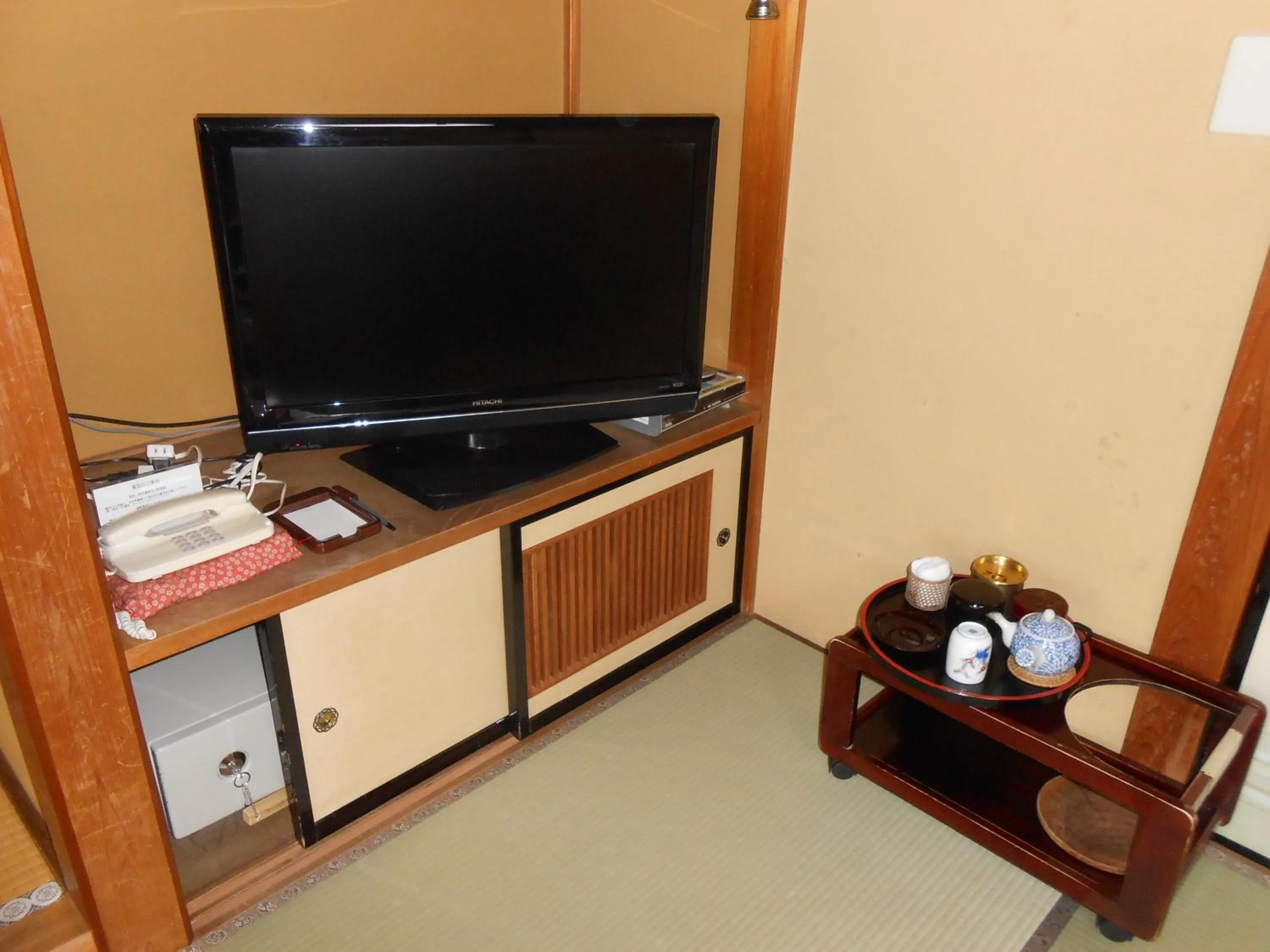 TV and multimedia in Shin Kadoya