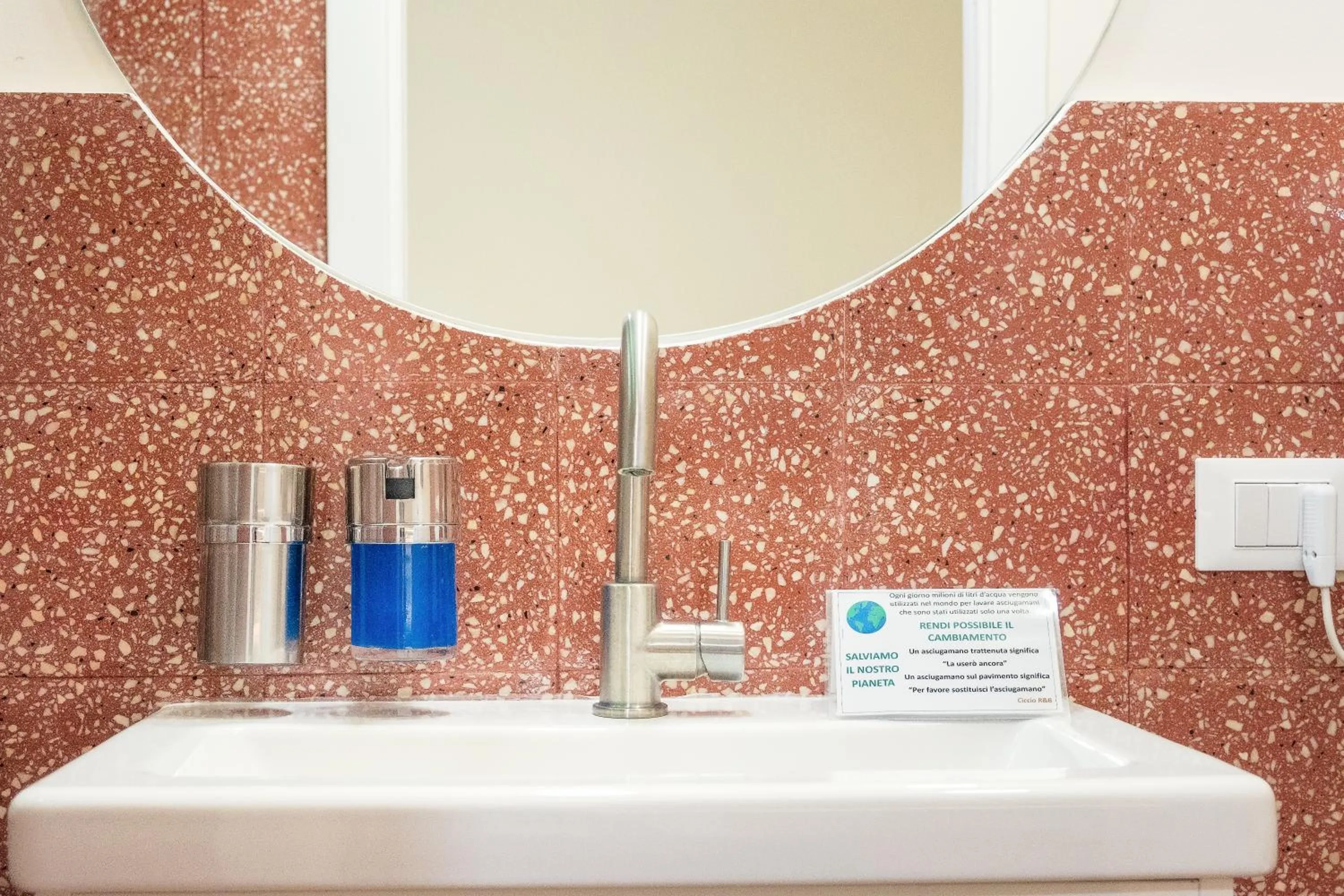 Bathroom in Ciccio Rooms and breakfast - Self check-in