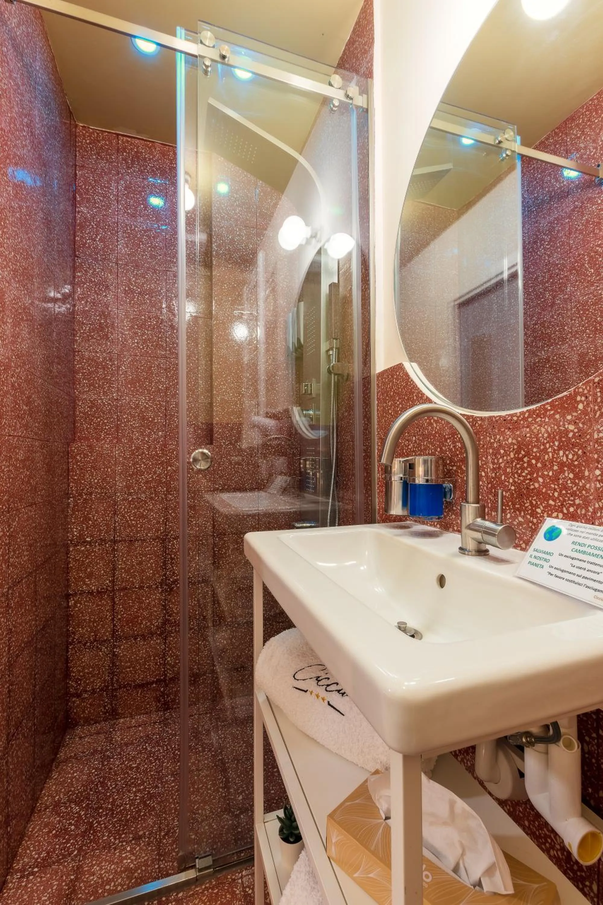 Shower in Ciccio Rooms and breakfast - Self check-in