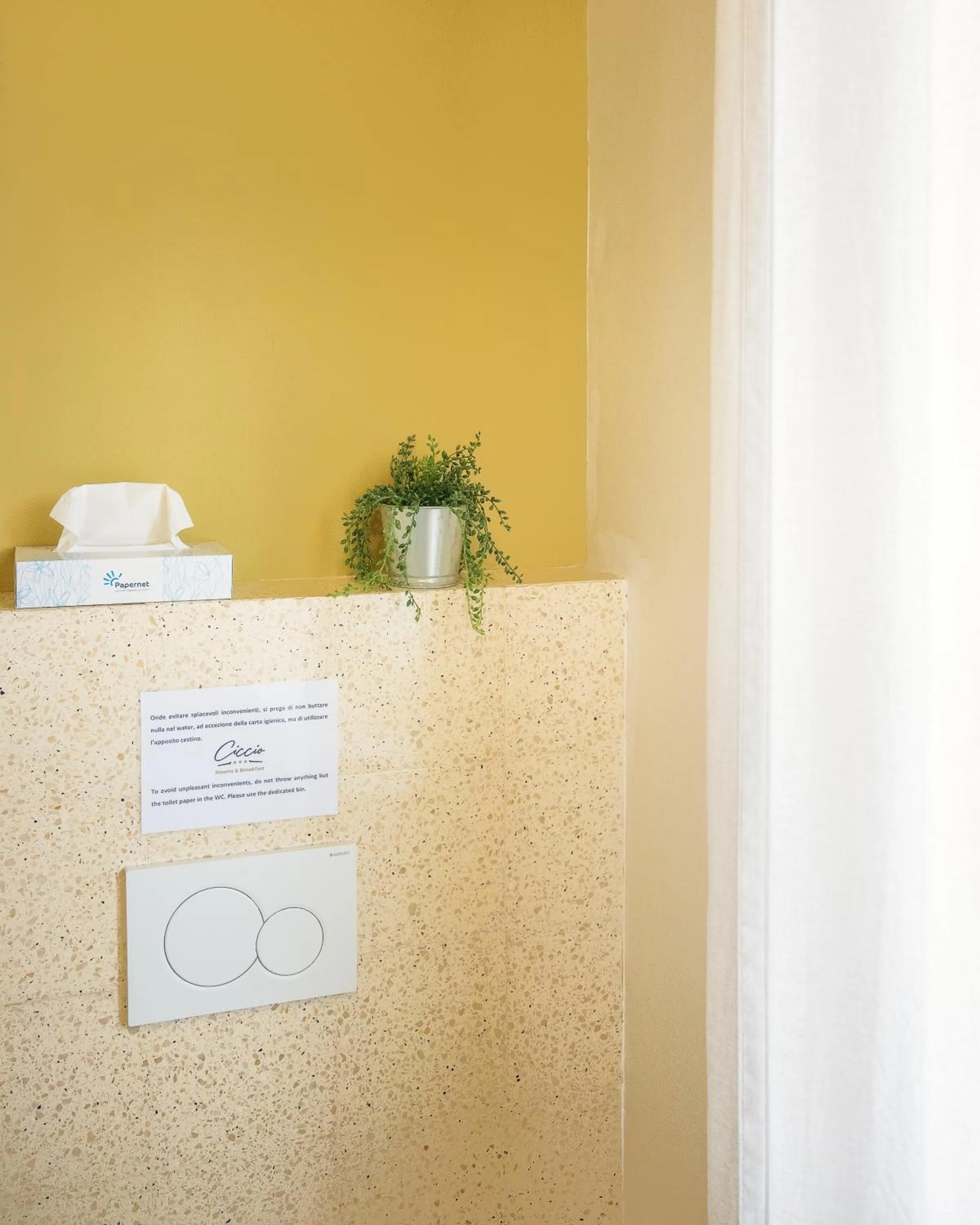 Decorative detail in Ciccio Rooms and breakfast - Self check-in