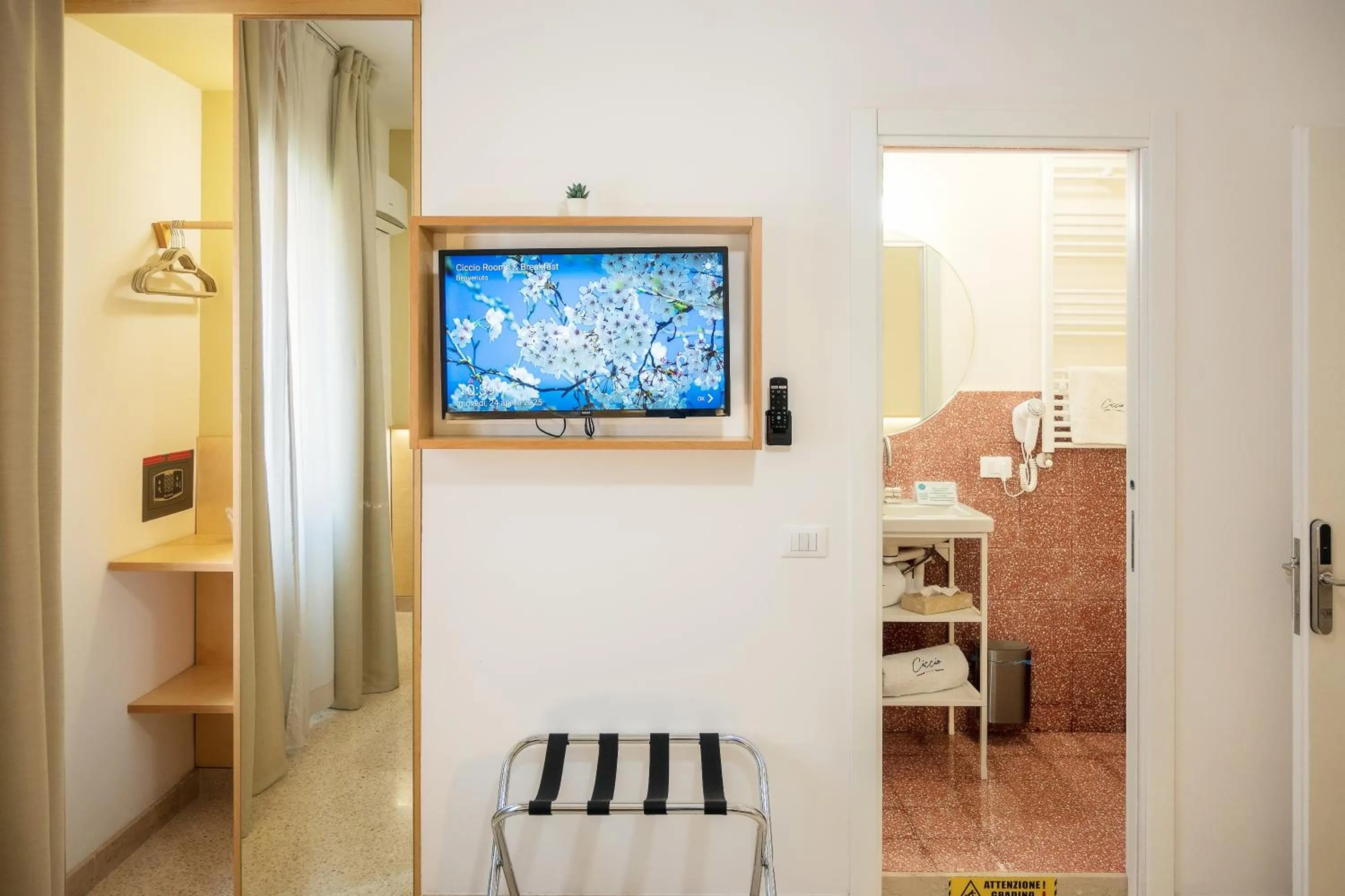 Bed in Ciccio Rooms and breakfast - Self check-in