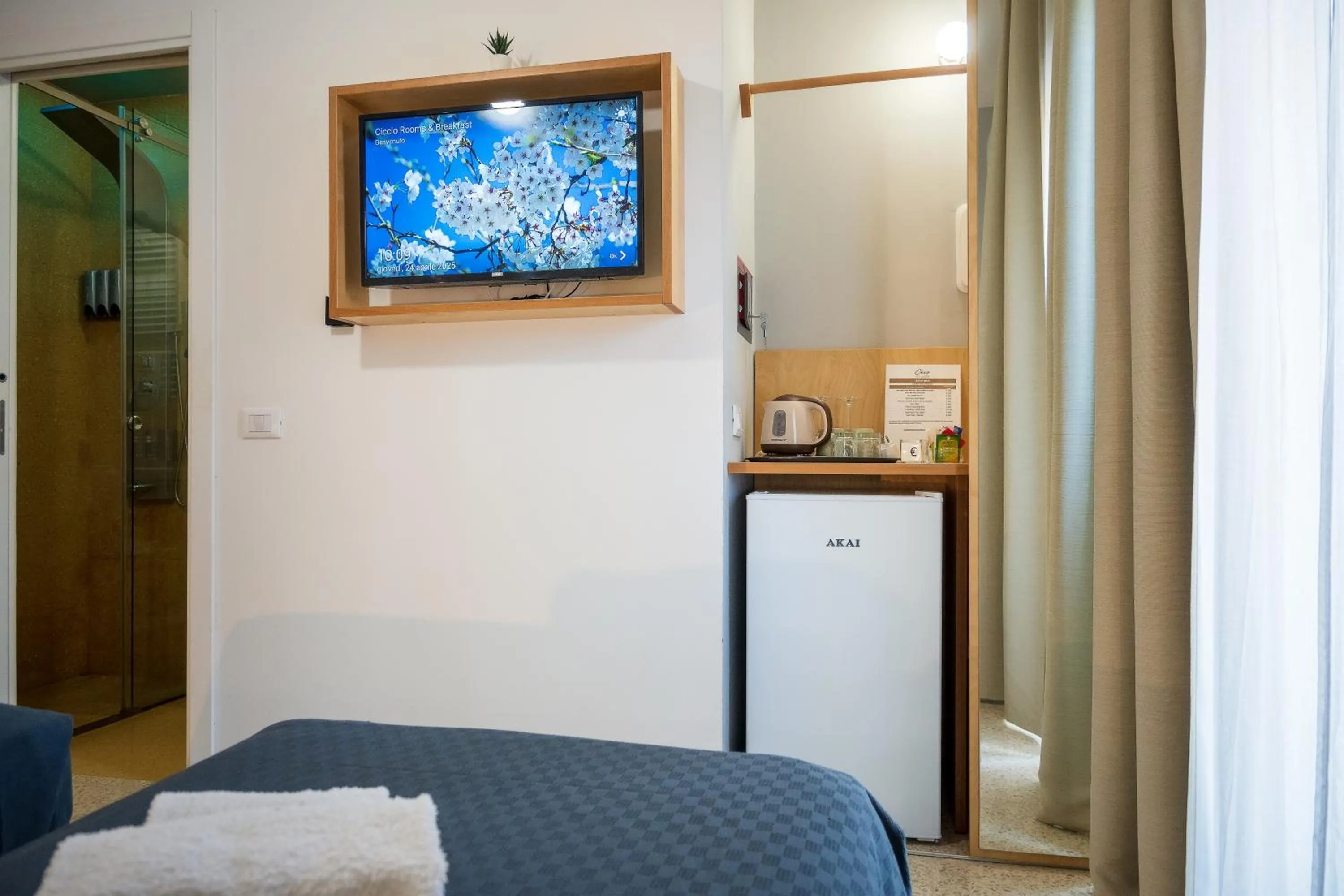 TV and multimedia, Bed in Ciccio Rooms and breakfast - Self check-in