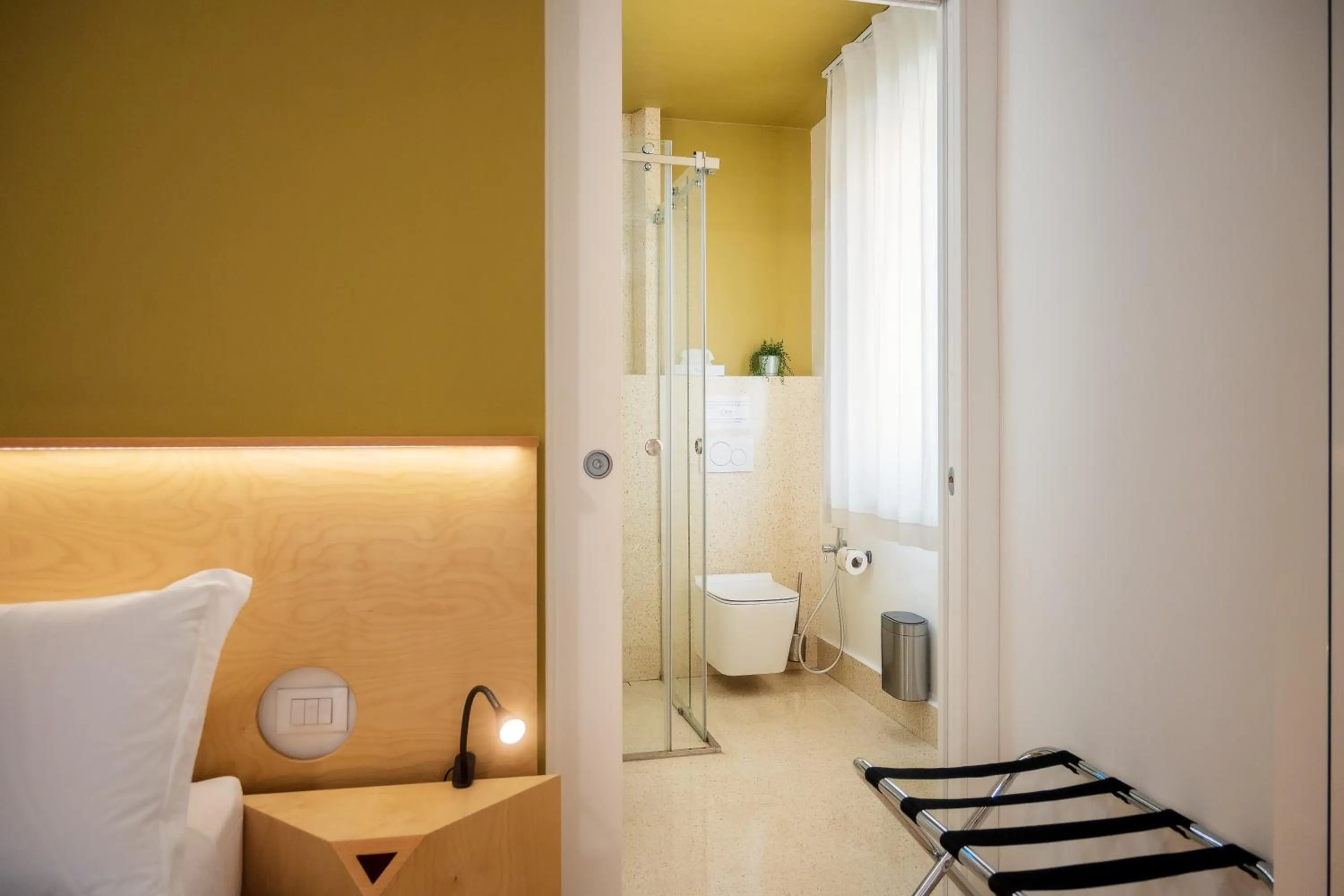 Shower in Ciccio Rooms and breakfast - Self check-in