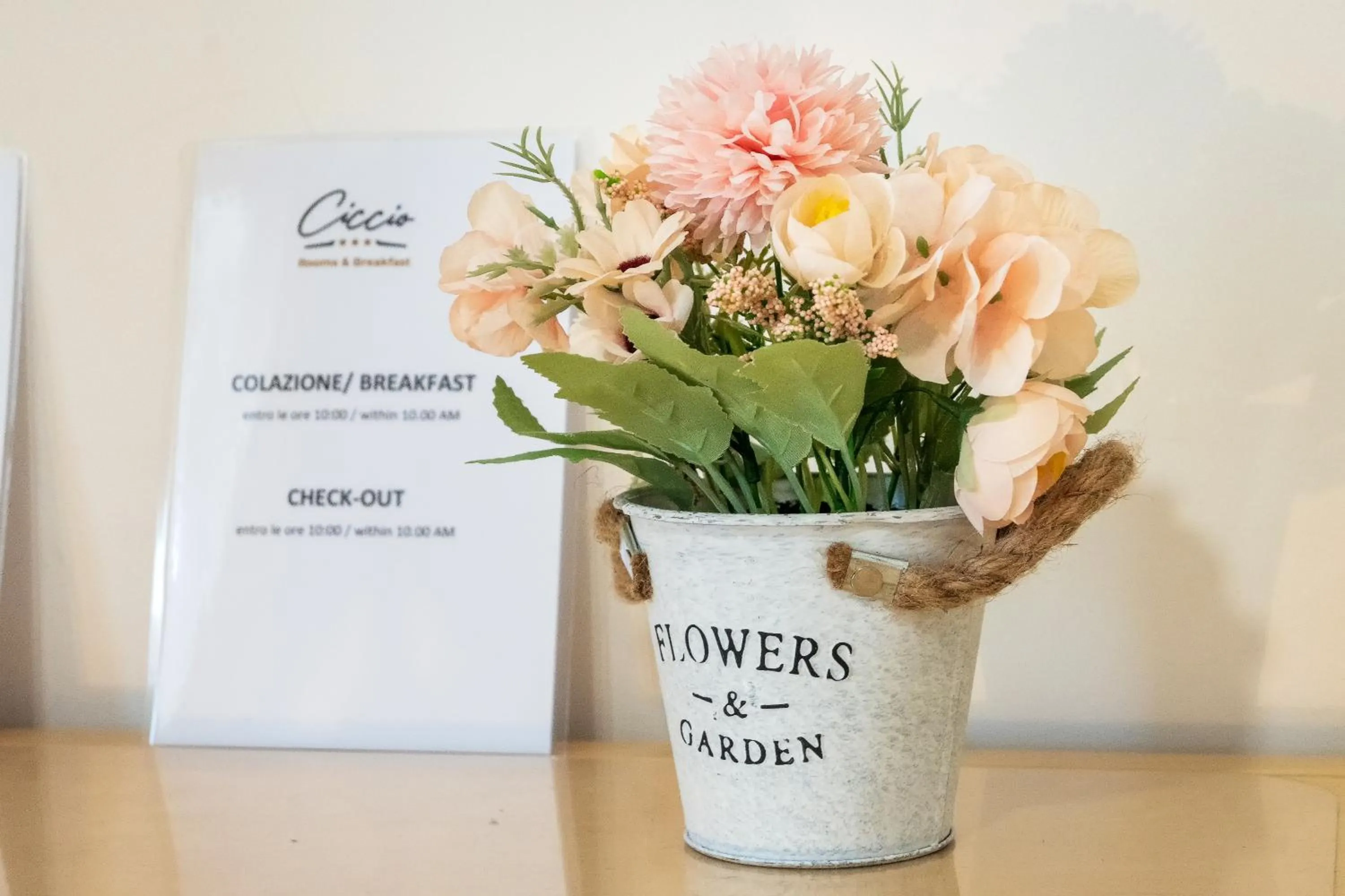 Decorative detail in Ciccio Rooms and breakfast - Self check-in