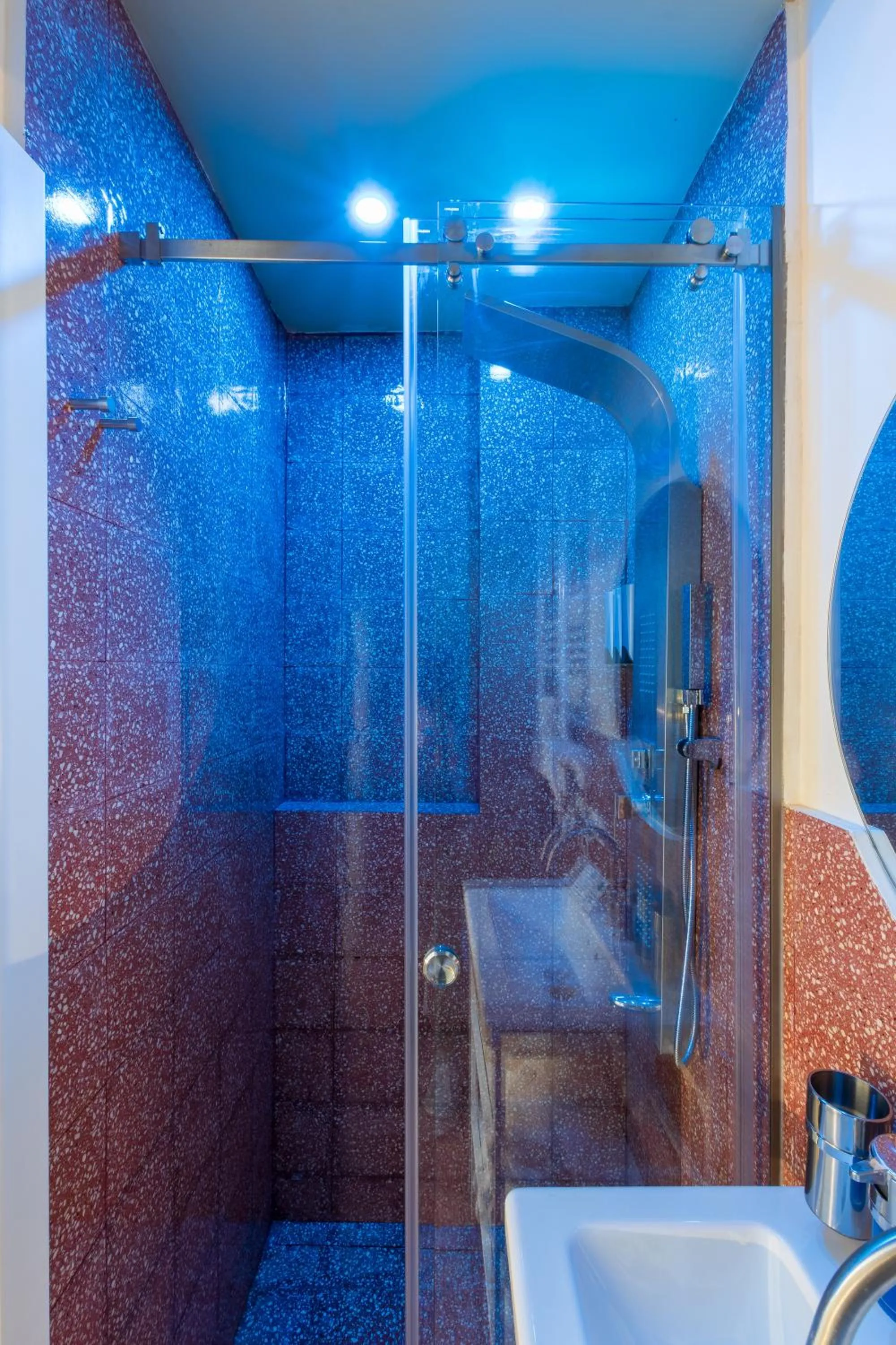 Shower in Ciccio Rooms and breakfast - Self check-in