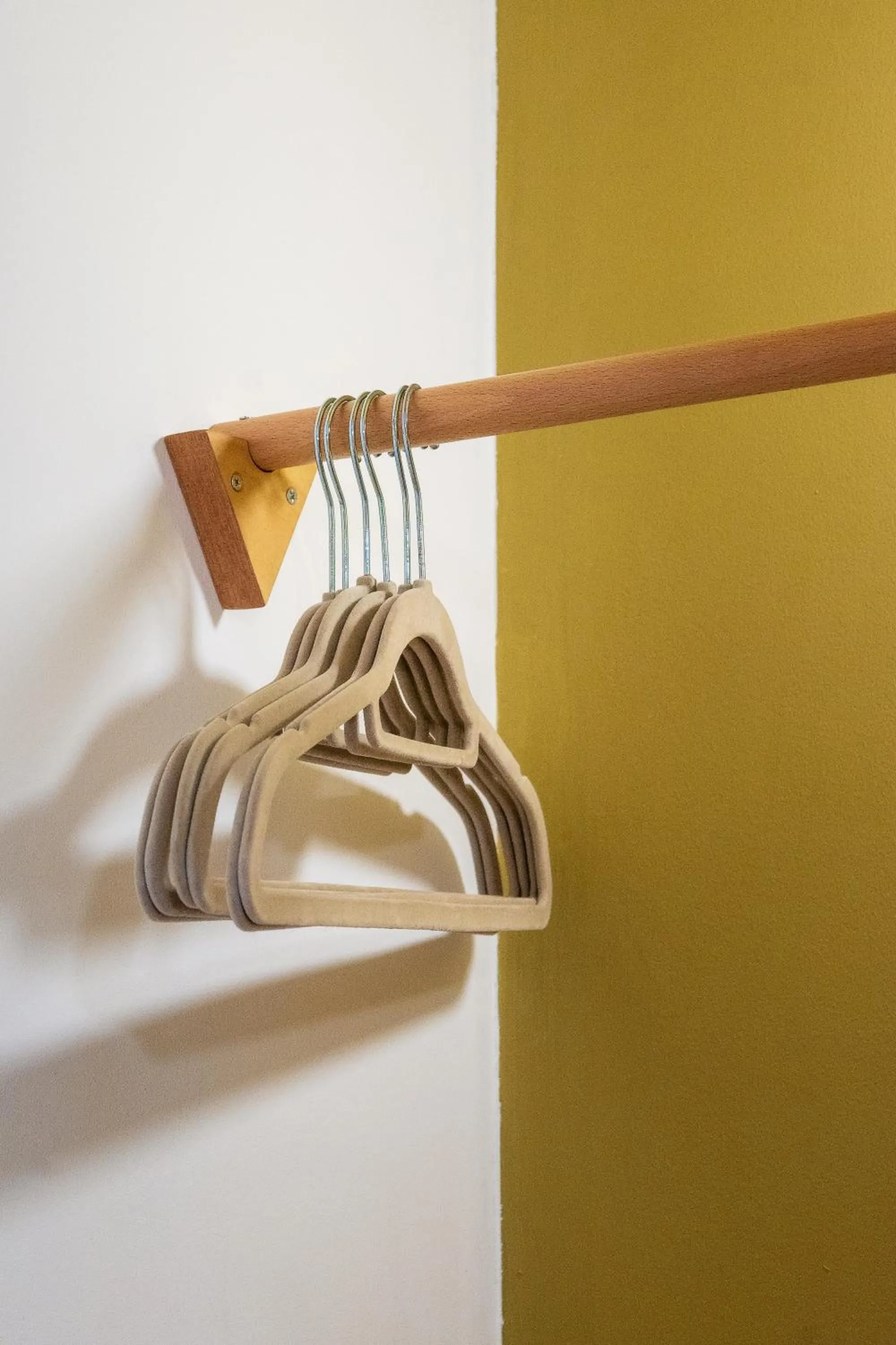 wardrobe in Ciccio Rooms and breakfast - Self check-in