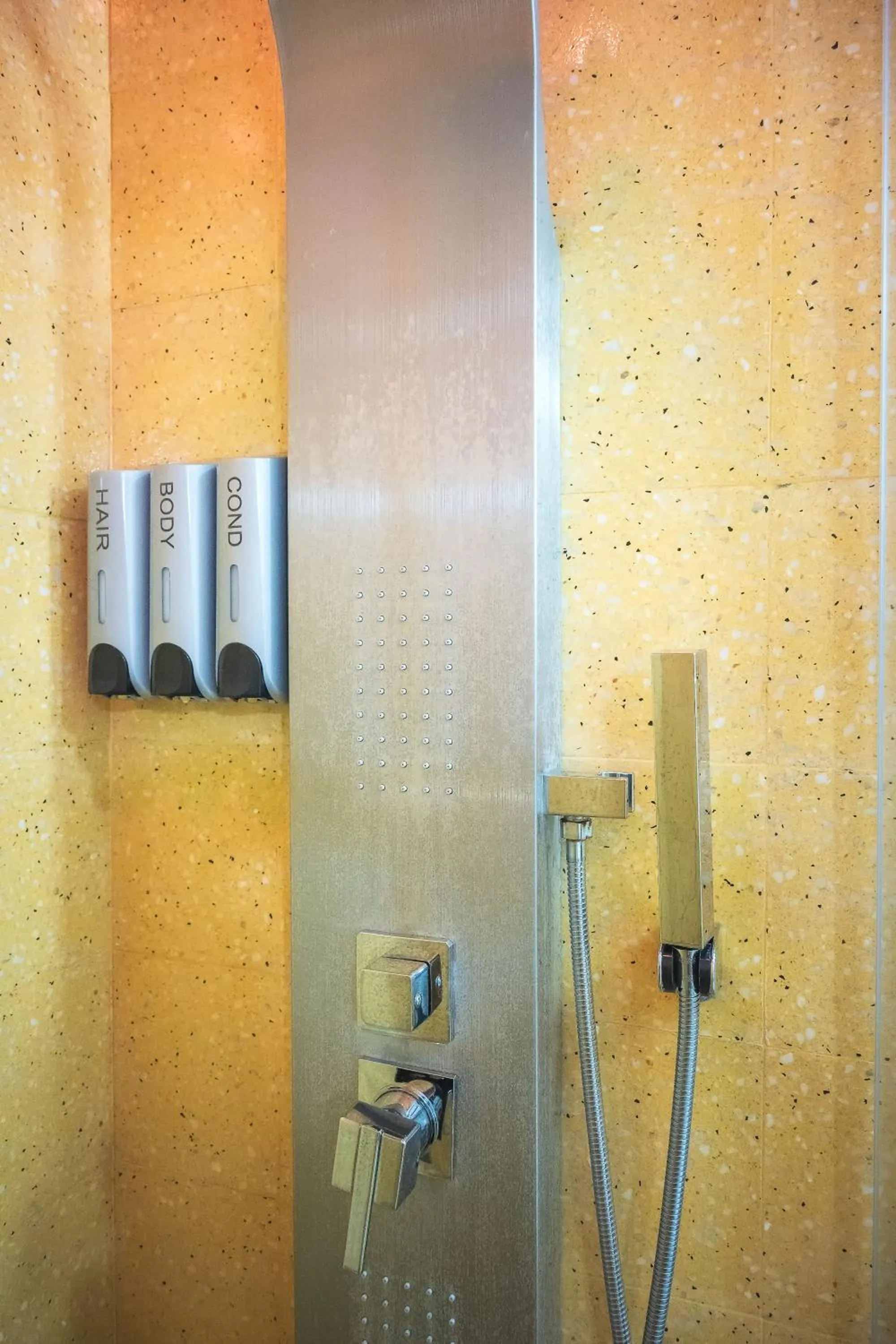 Shower in Ciccio Rooms and breakfast - Self check-in
