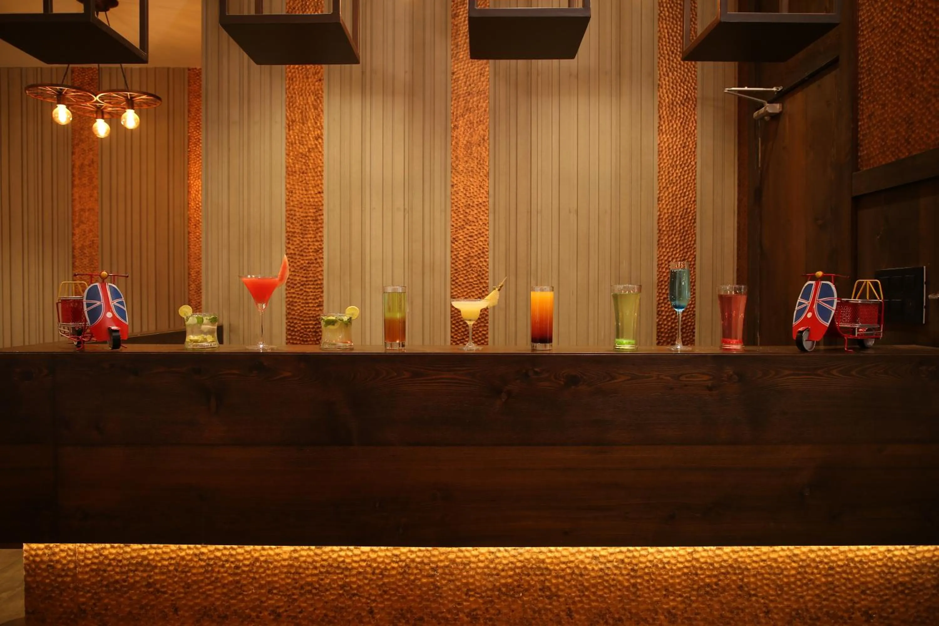 Restaurant/places to eat in Native INN By Heda Hospitality