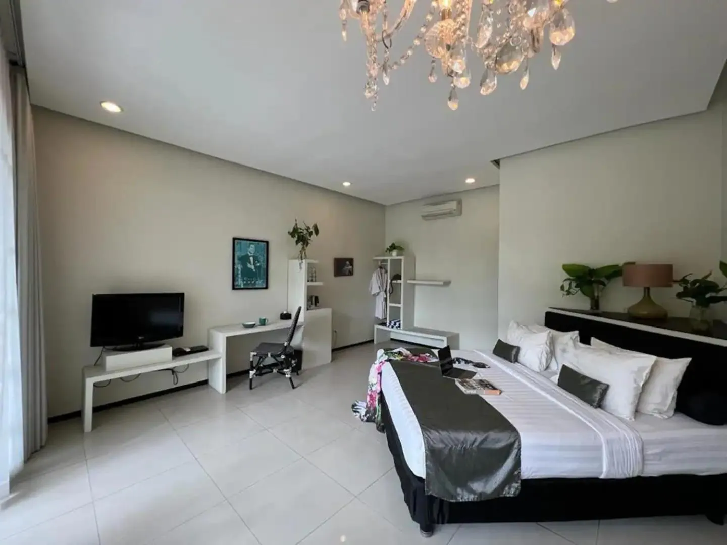 Bed in Casa Artista By Kresna Hospitality