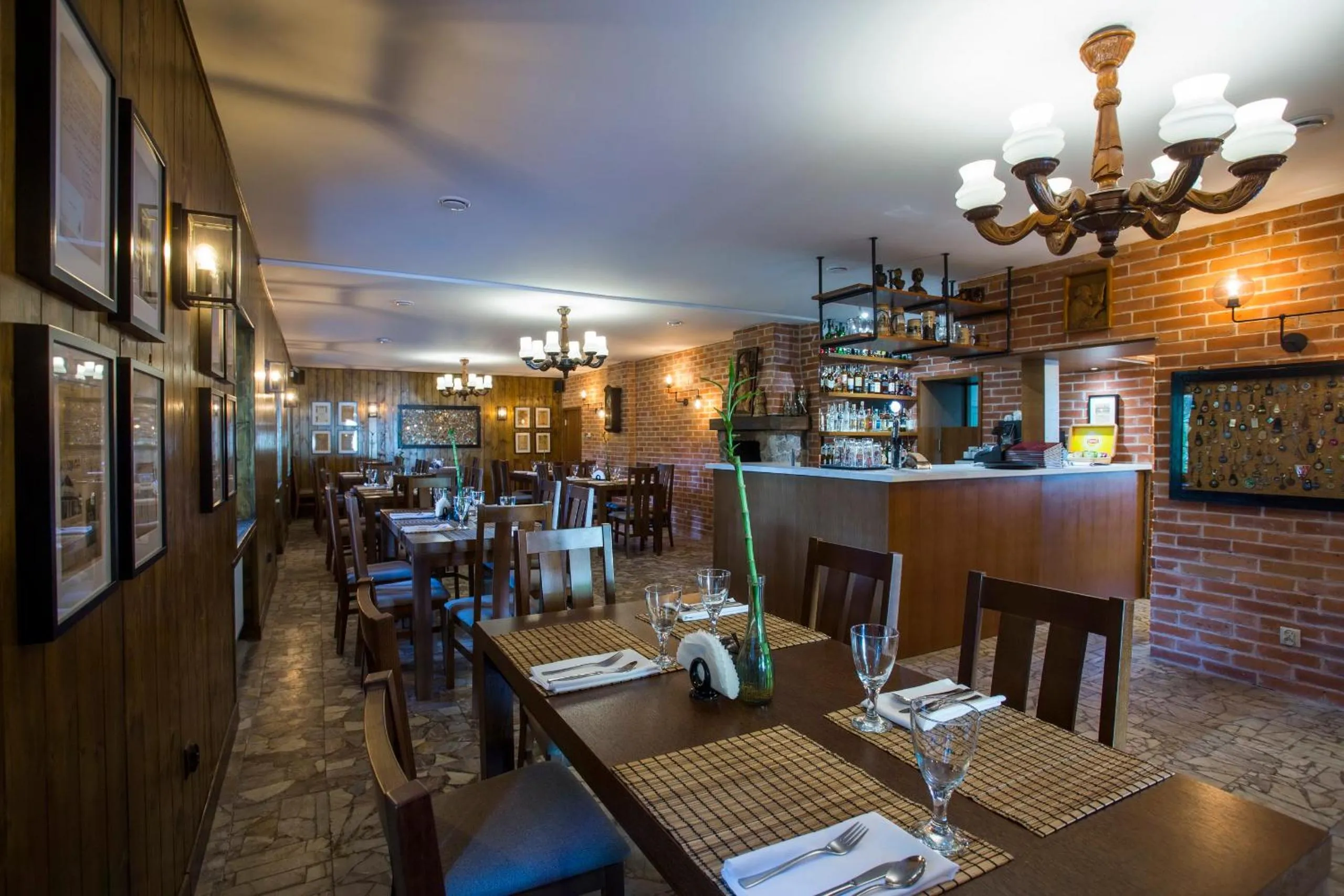 Restaurant/places to eat in Hotel Kuźnia Napoleońska