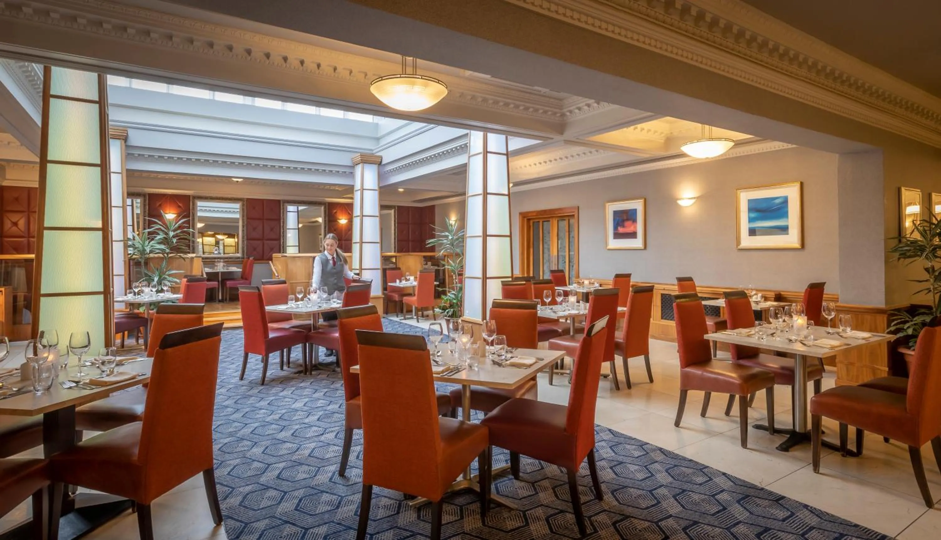 Restaurant/places to eat in Slieve Russell Hotel