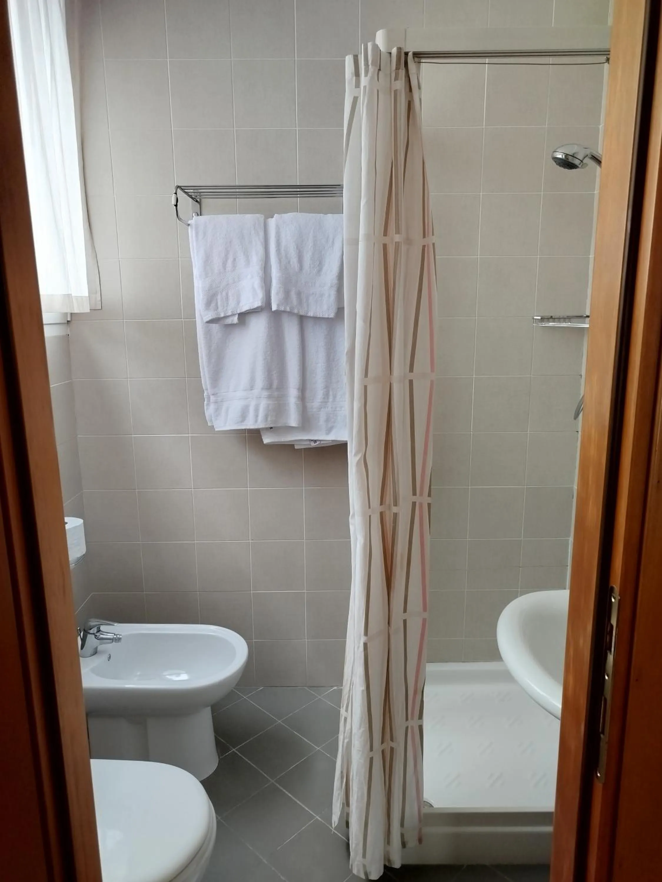 Shower in Hotel Silva Frontemare