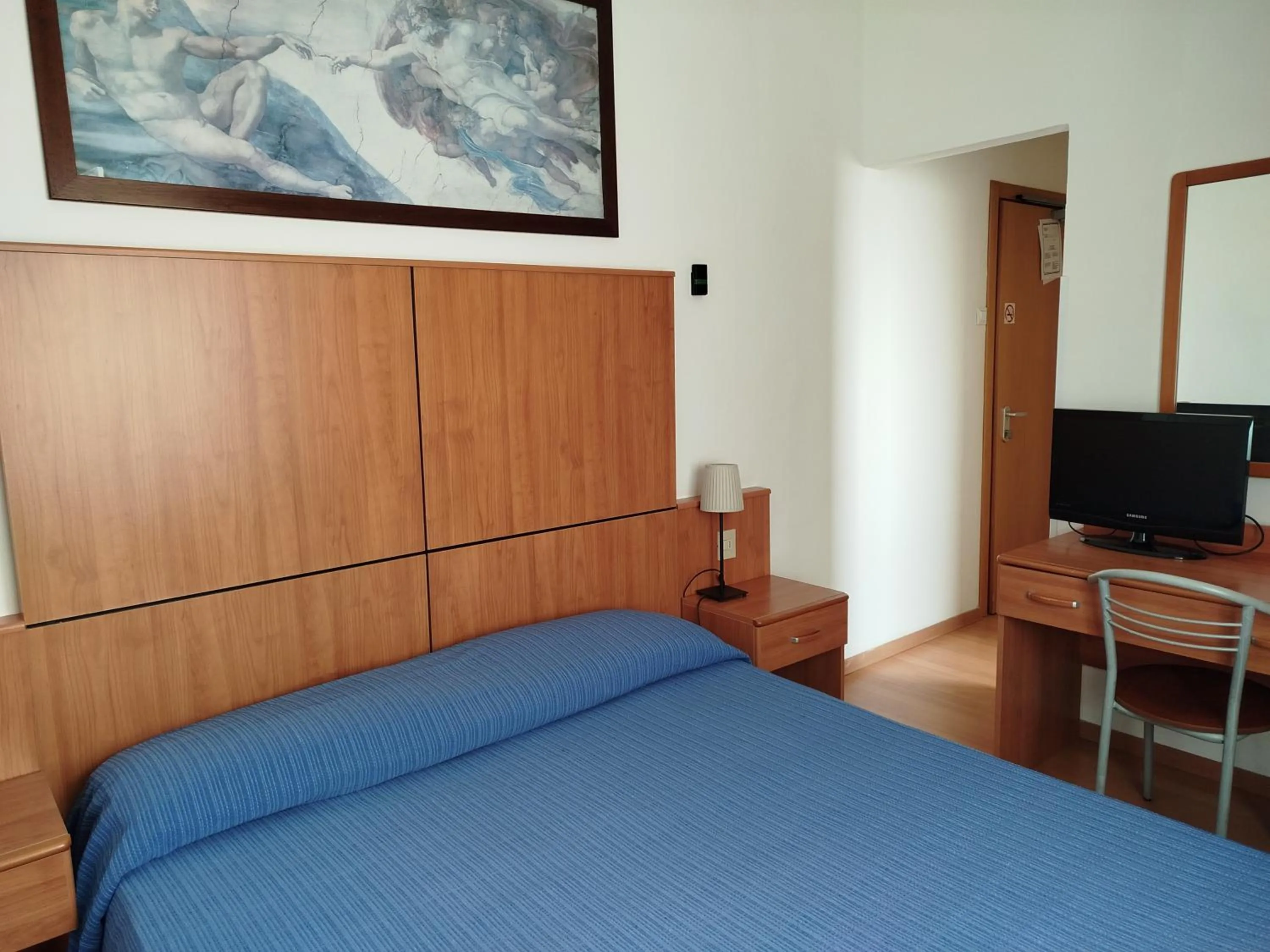 Bed in Hotel Silva Frontemare