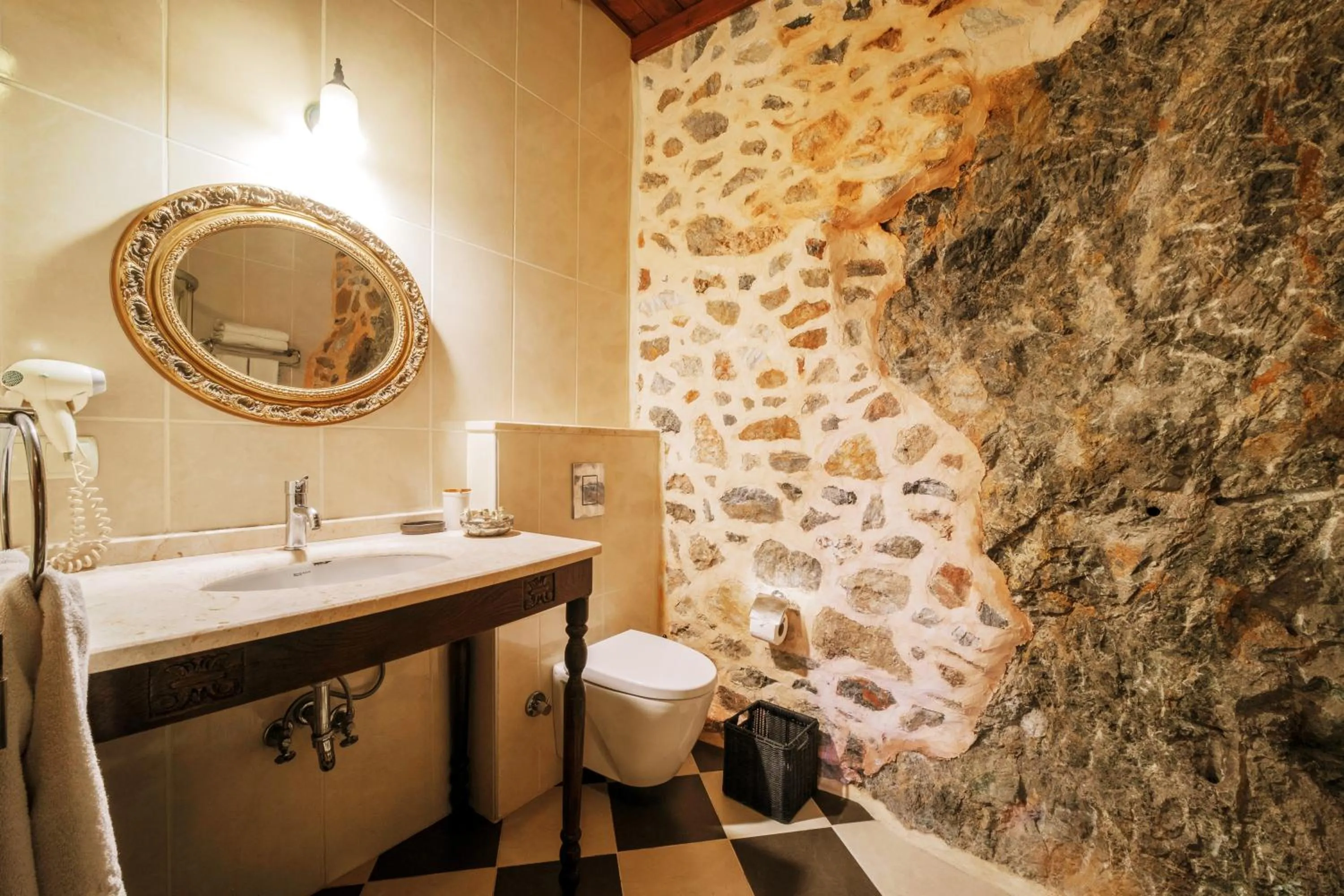 Bathroom in Hotel Villa Turka