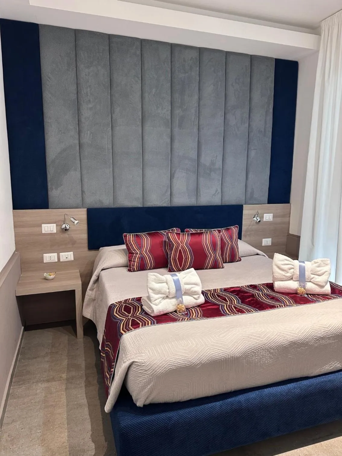 Bed in Regina Margherita Suite