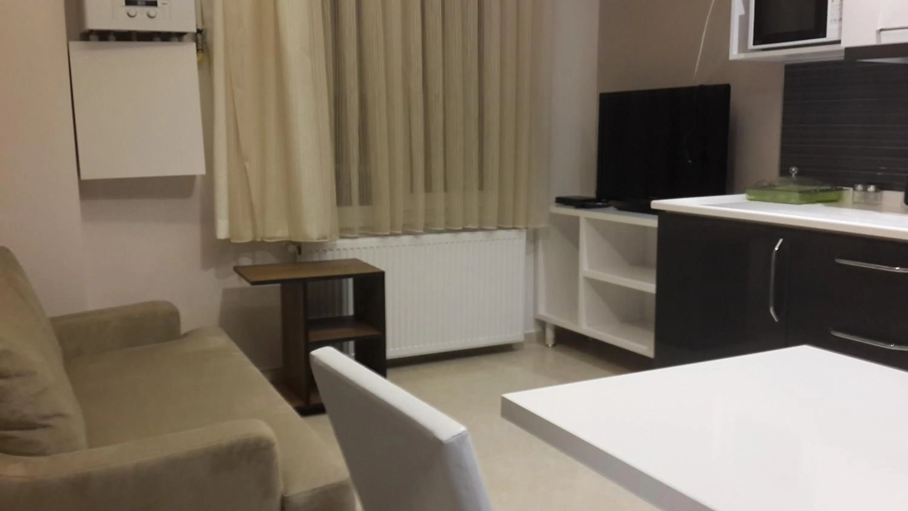 Coffee/tea facilities in Güzel Yalı Evleri Residence &Apart Hotel