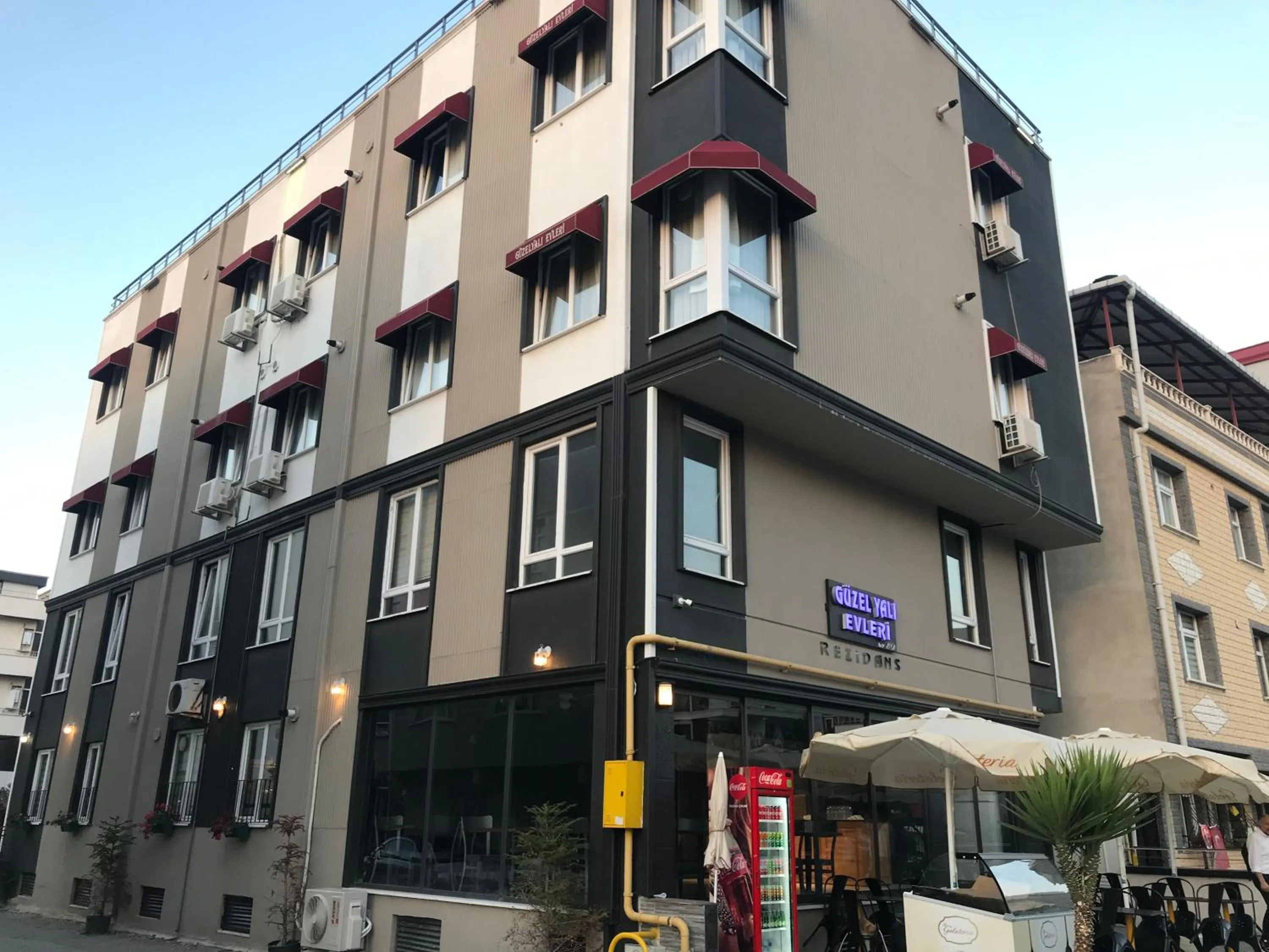 Property building in Güzel Yalı Evleri Residence &Apart Hotel