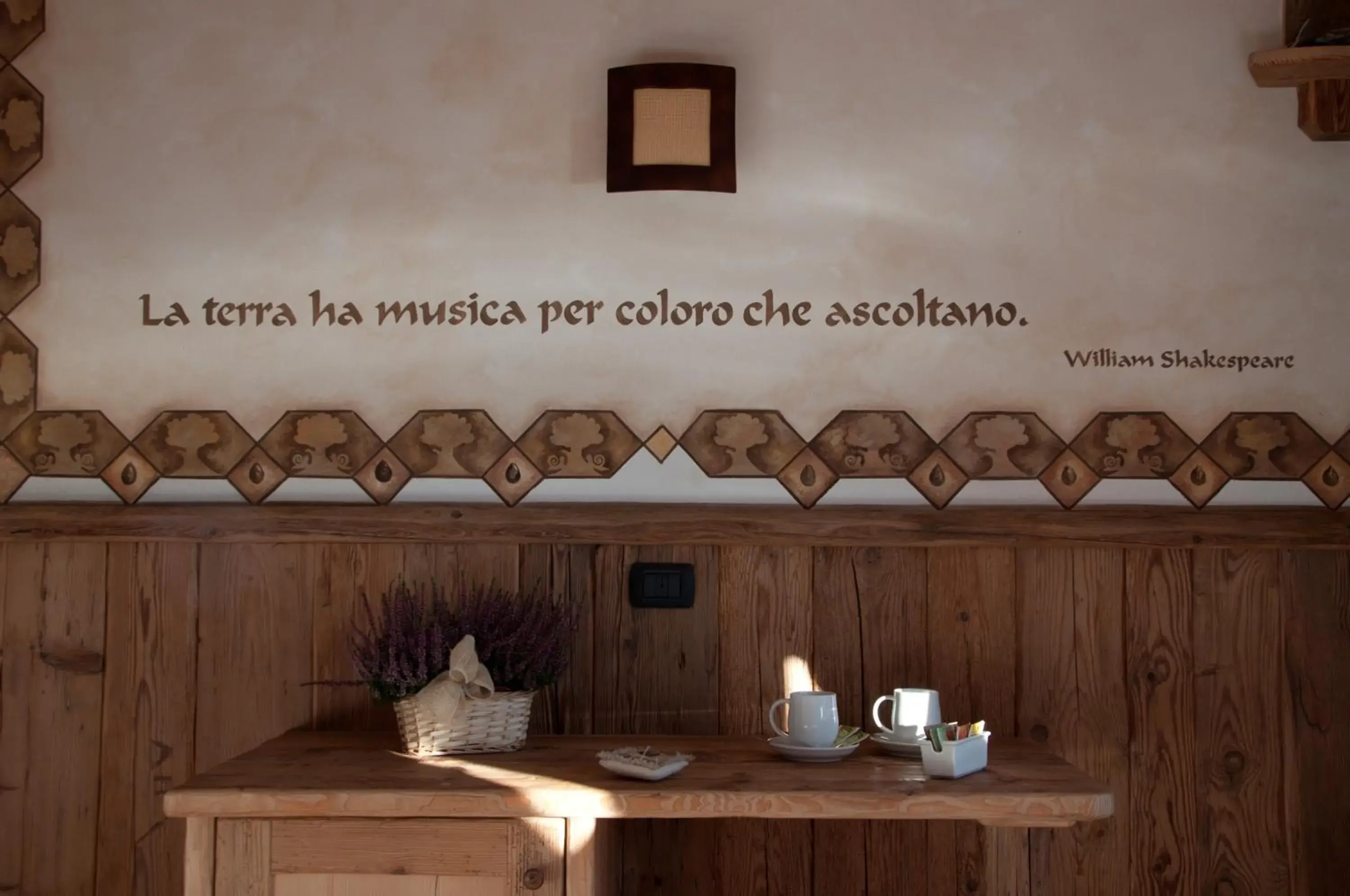 Double Room with Balcony and Mountain View in Fogajard Lovely Chalet Double Room with Balcony and Mountain View in Fogajard Lovely Chalet