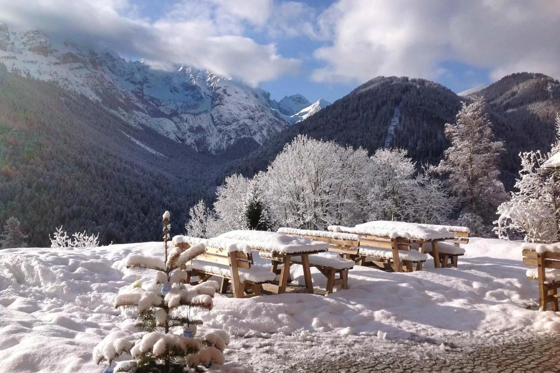 Day in Fogajard Lovely Chalet