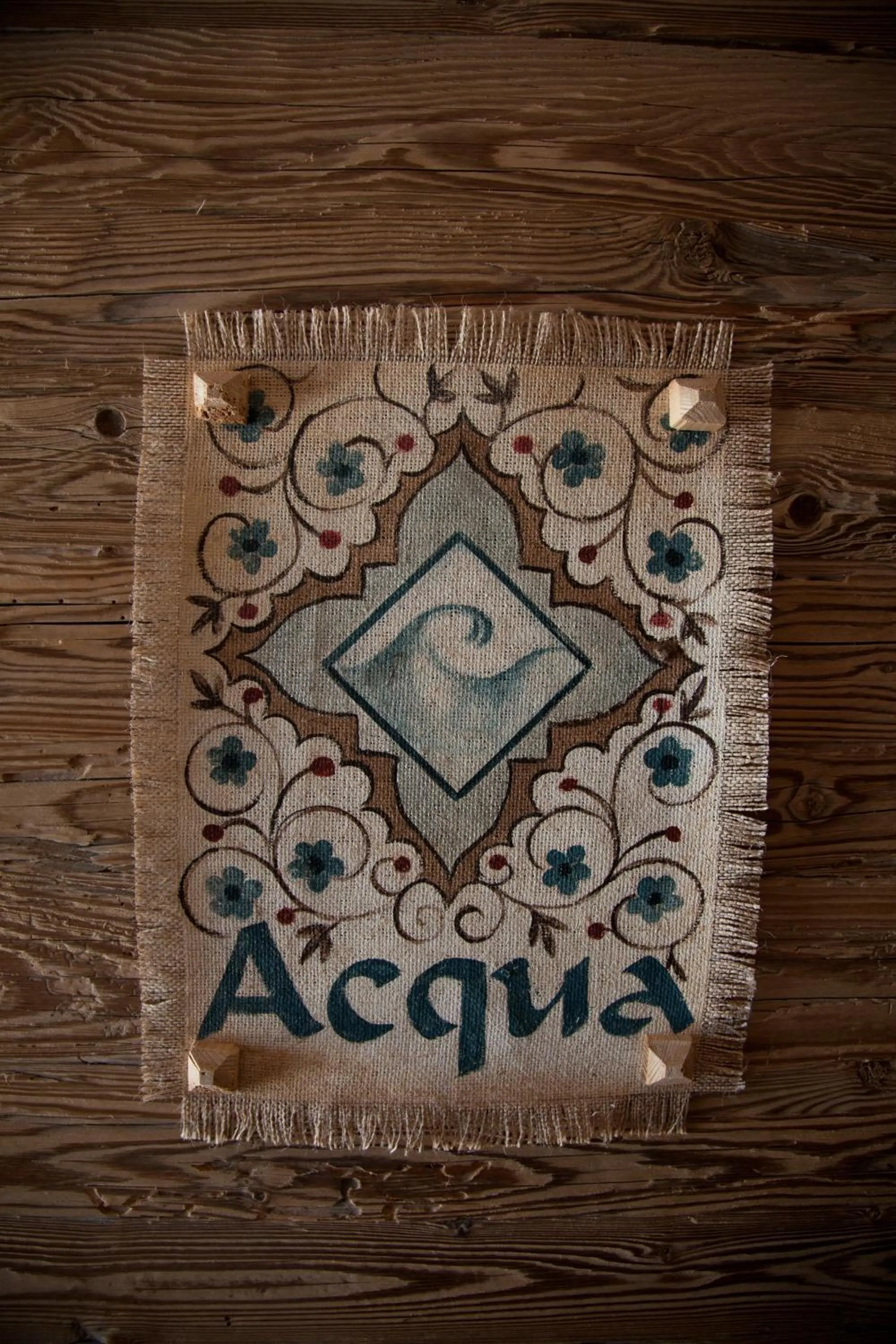 Decorative detail in Fogajard Lovely Chalet