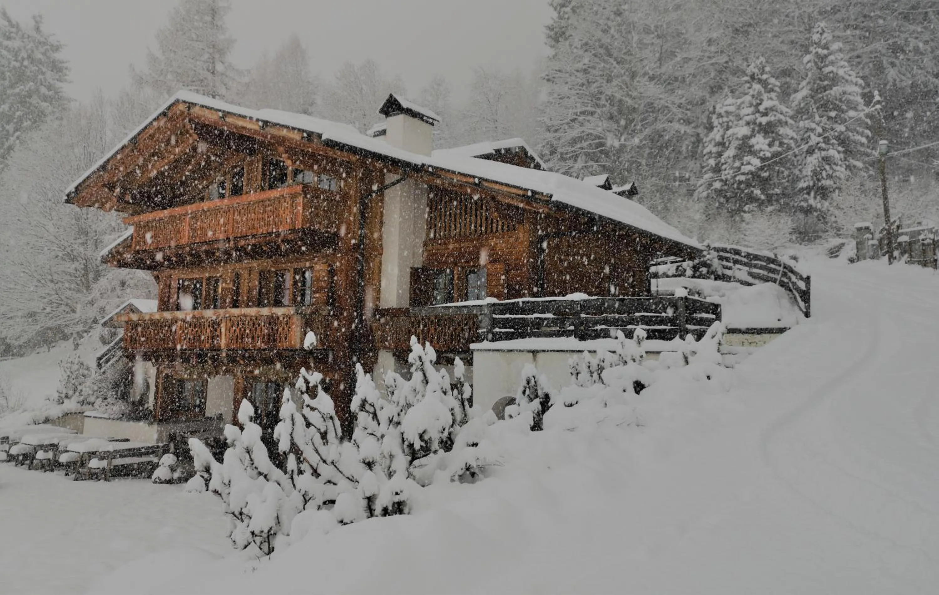 Facade/entrance in Fogajard Lovely Chalet