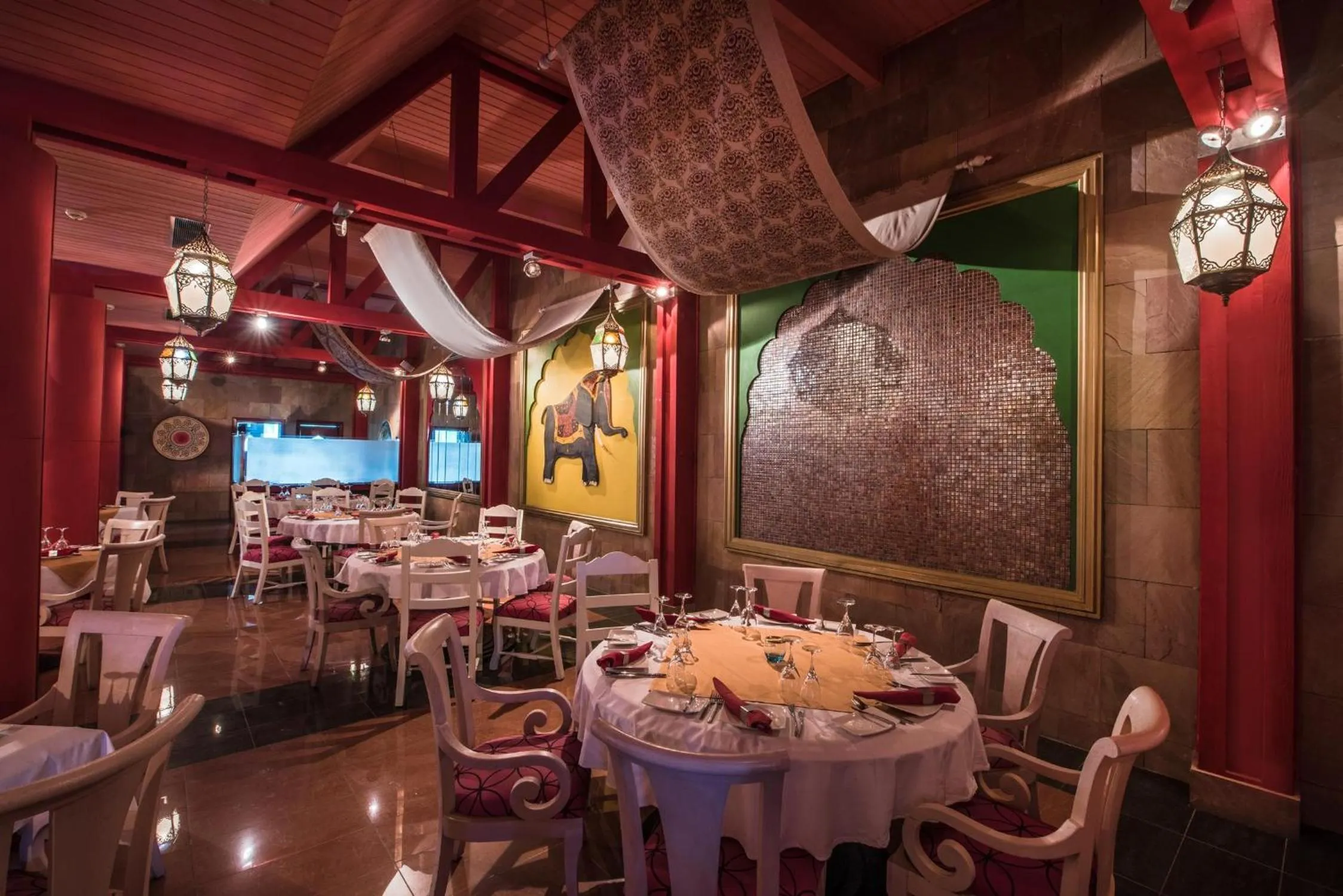 Restaurant/places to eat in Reef Oasis Beach Aqua Park Resort