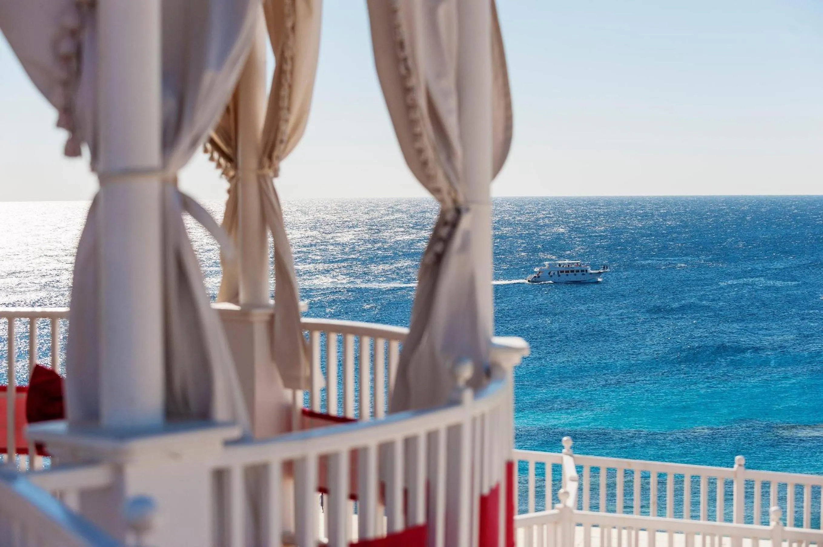 Property building in Reef Oasis Beach Aqua Park Resort