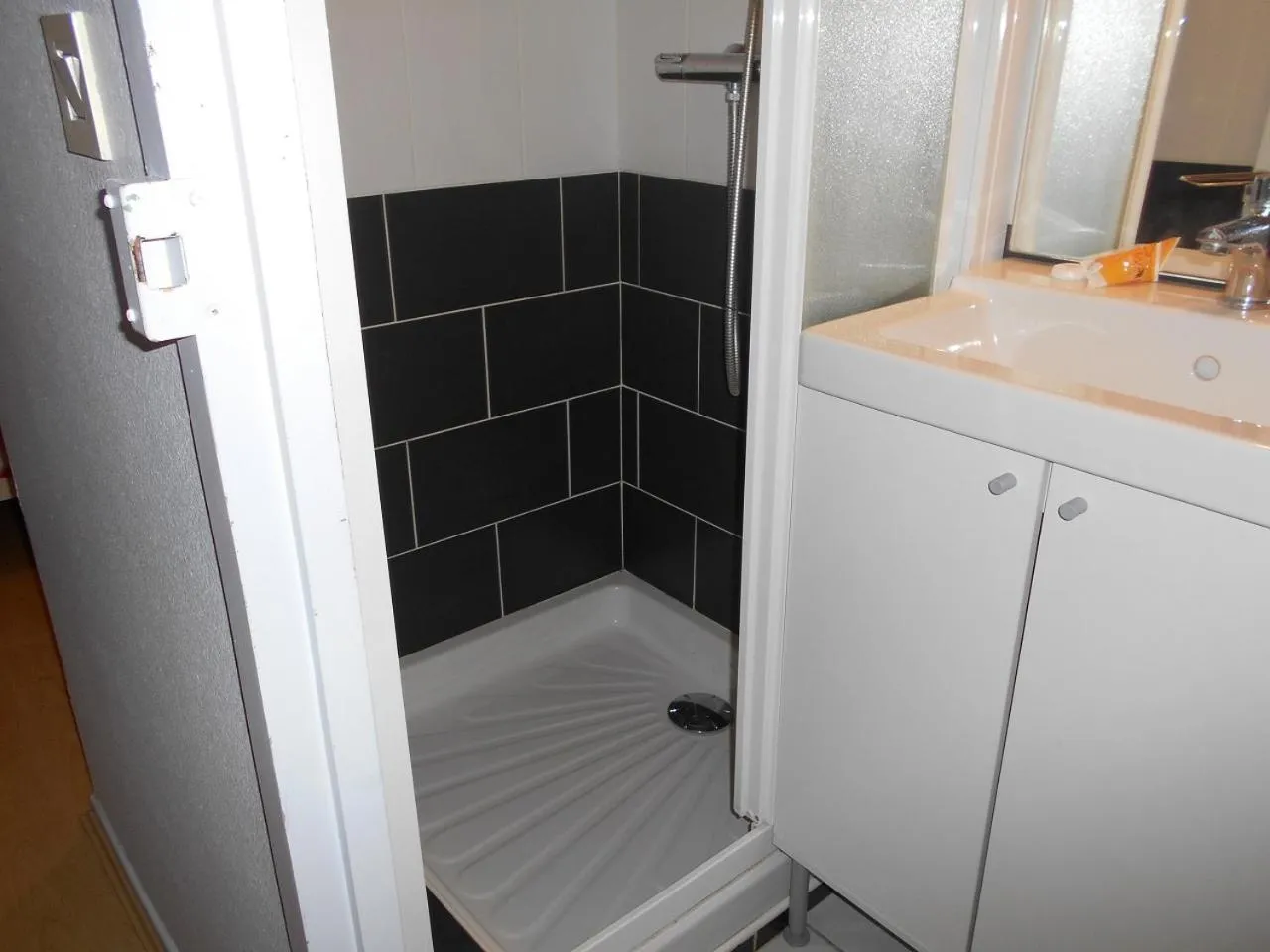 LE MODERNE VEYNES - Location d'appartements à la nuitée