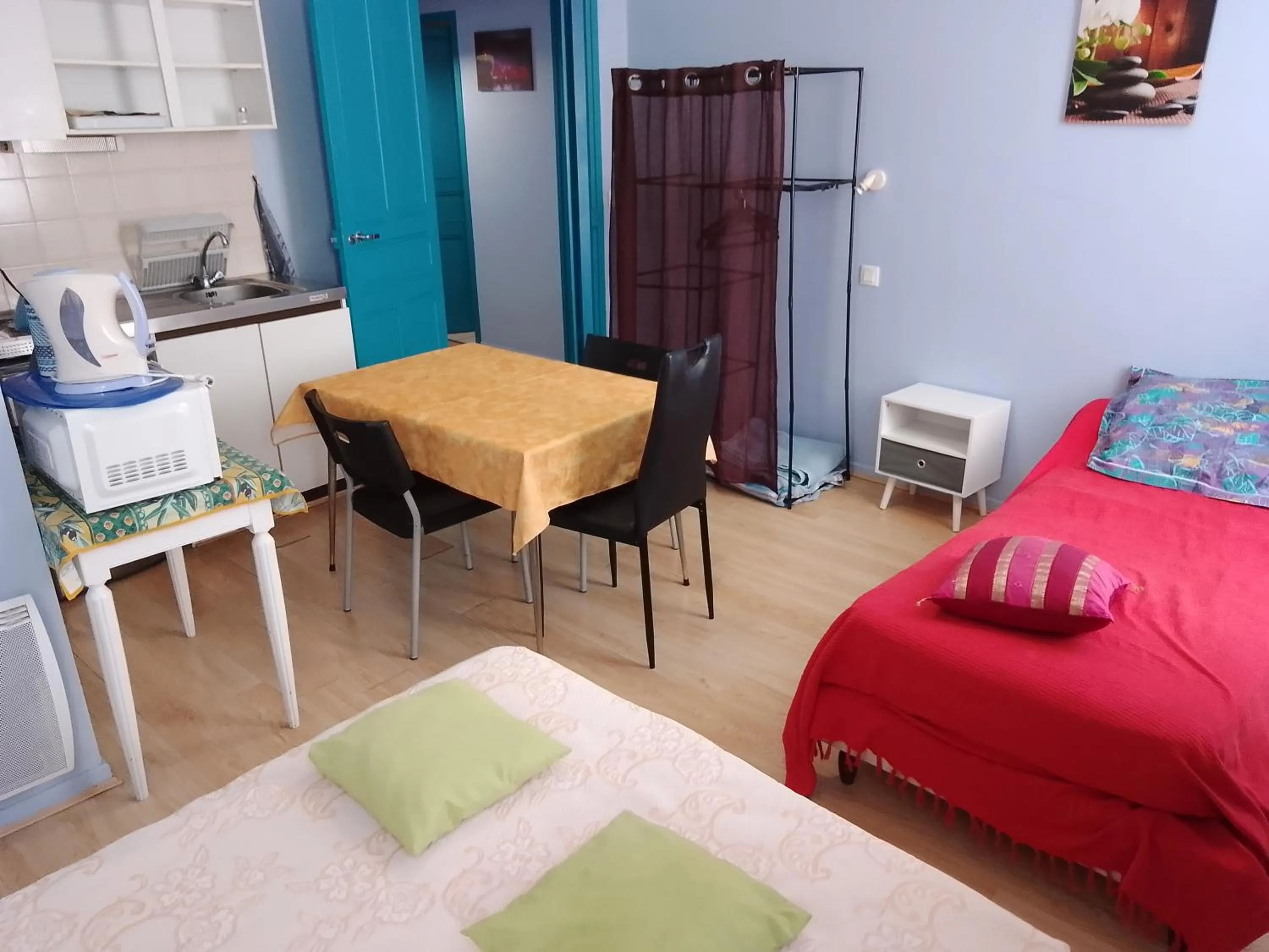 Bed in LE MODERNE VEYNES - Location d'appartements à la nuitée