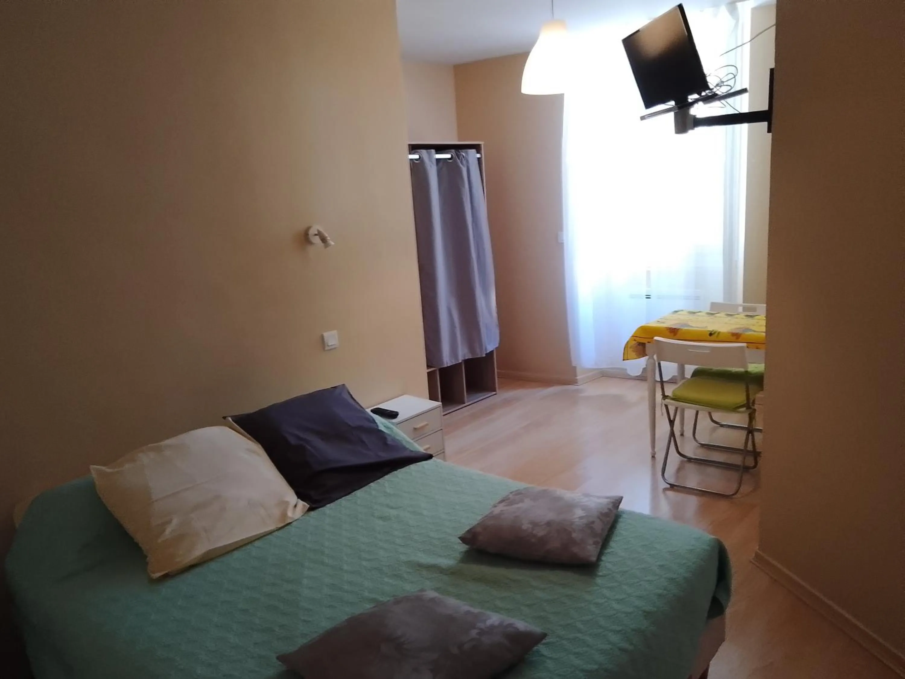 Bed in LE MODERNE VEYNES - Location d'appartements à la nuitée