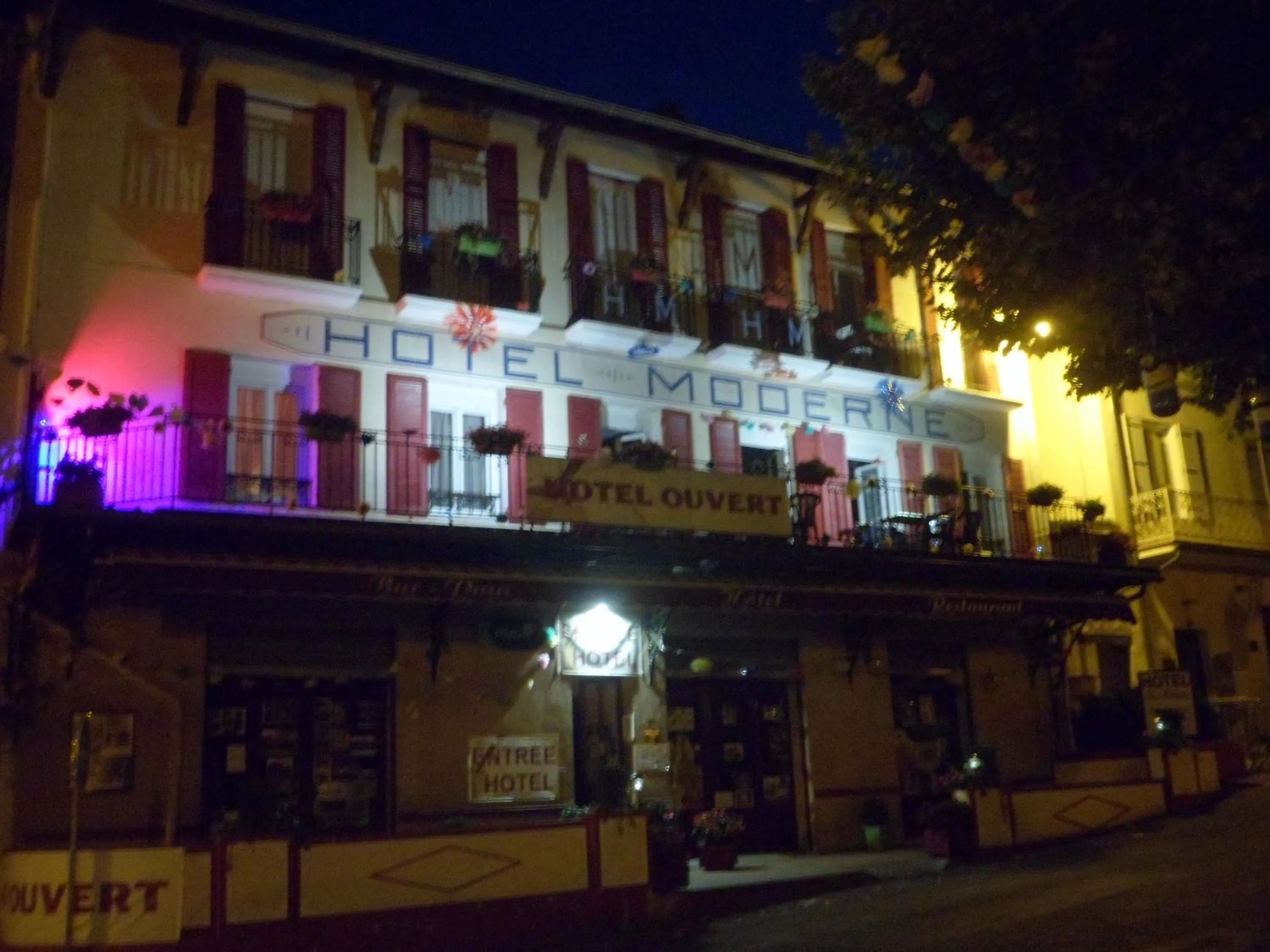 LE MODERNE VEYNES - Location d'appartements à la nuitée