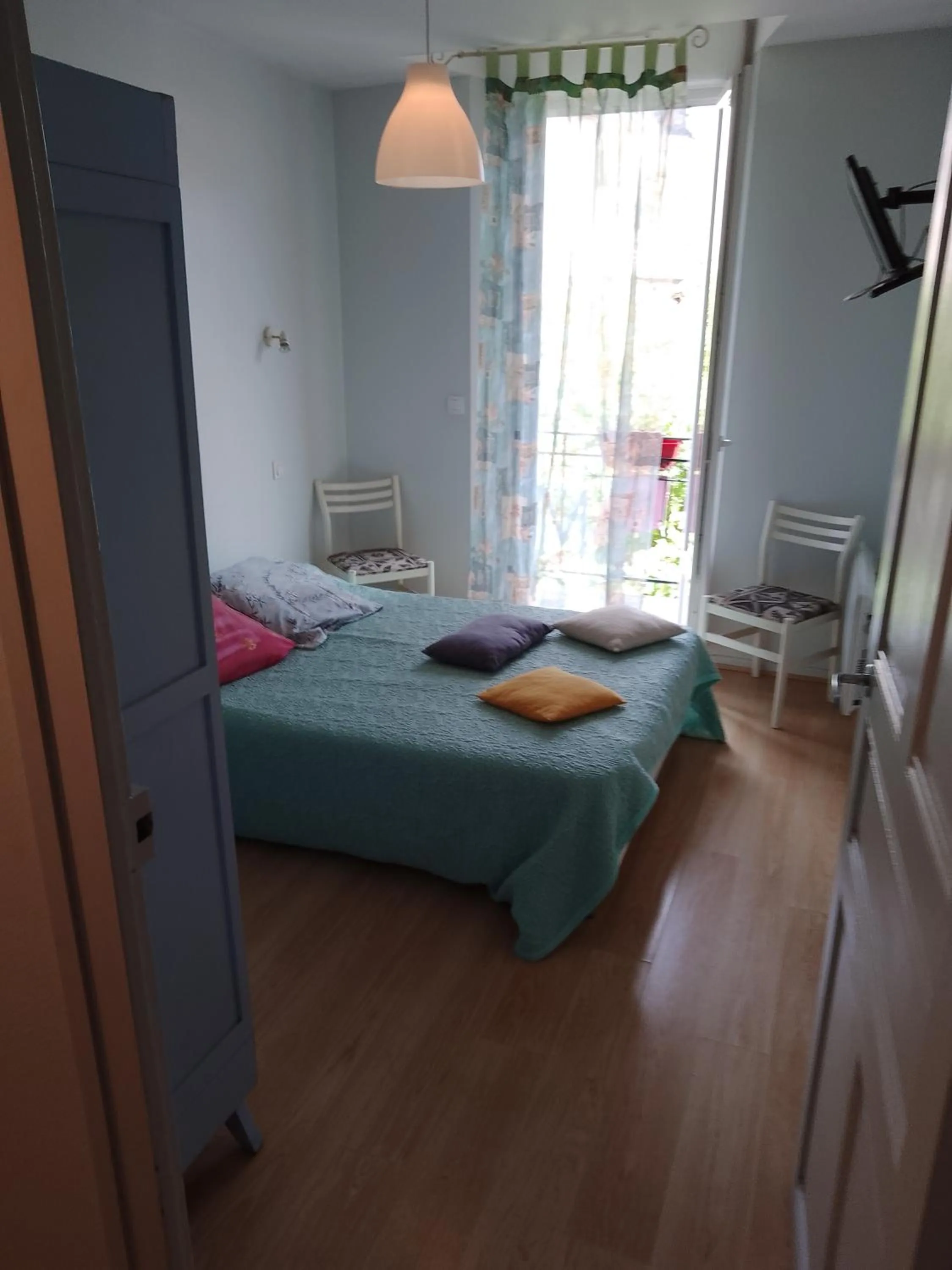 Bed in LE MODERNE VEYNES - Location d'appartements à la nuitée