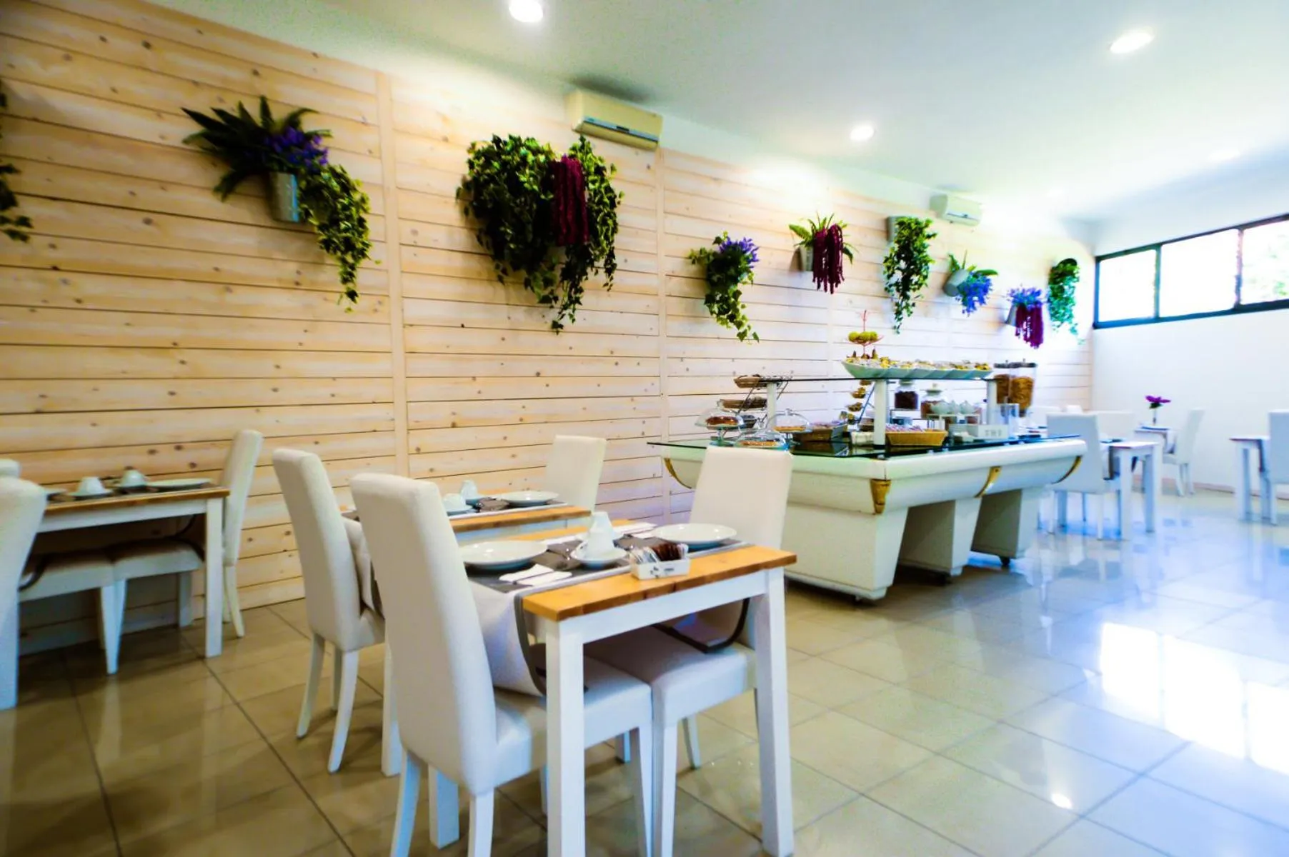 Restaurant/places to eat in Hotel Darival Nomentana