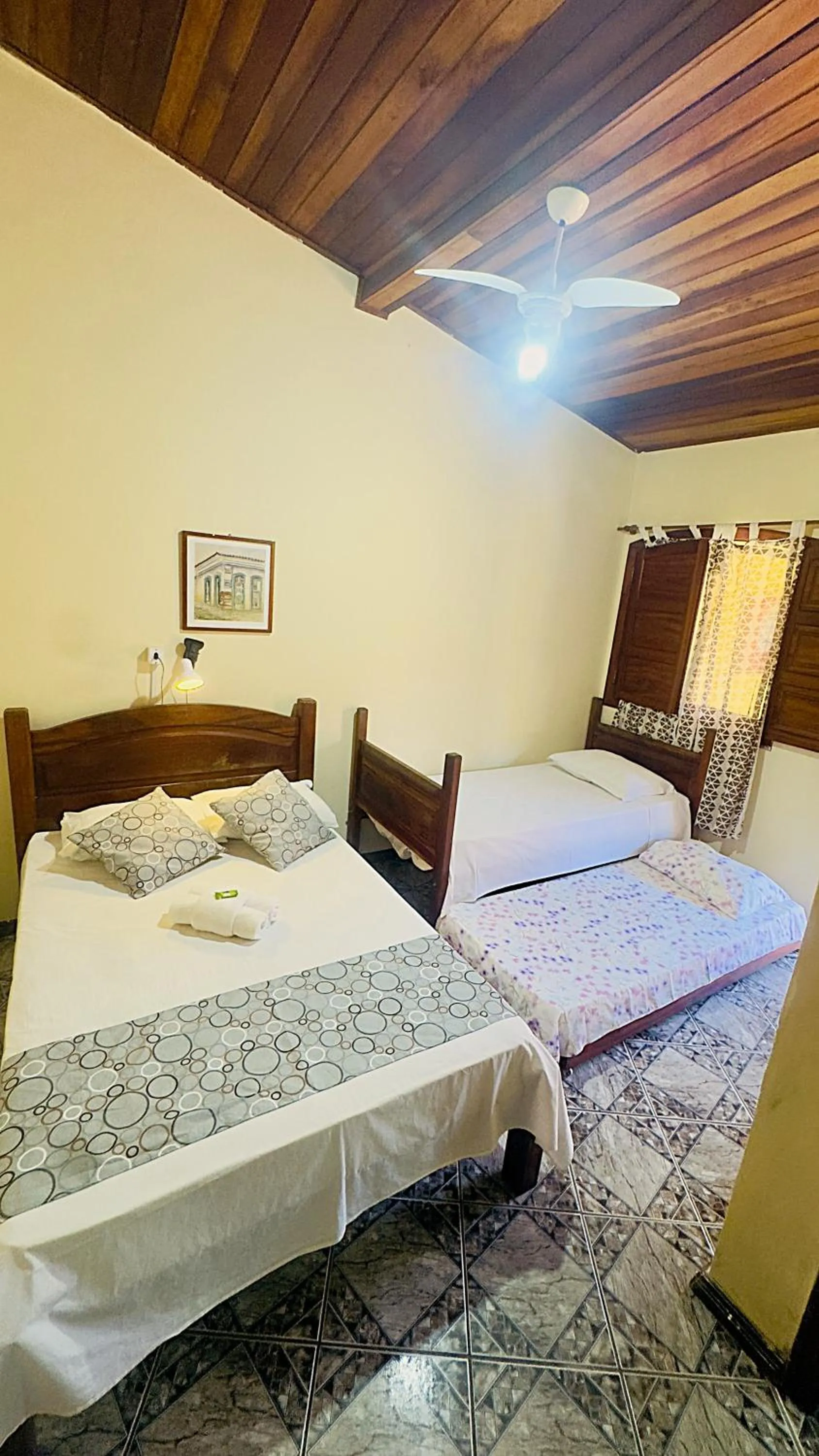 Bed in Pousada Parque Imperial no centro de Paraty