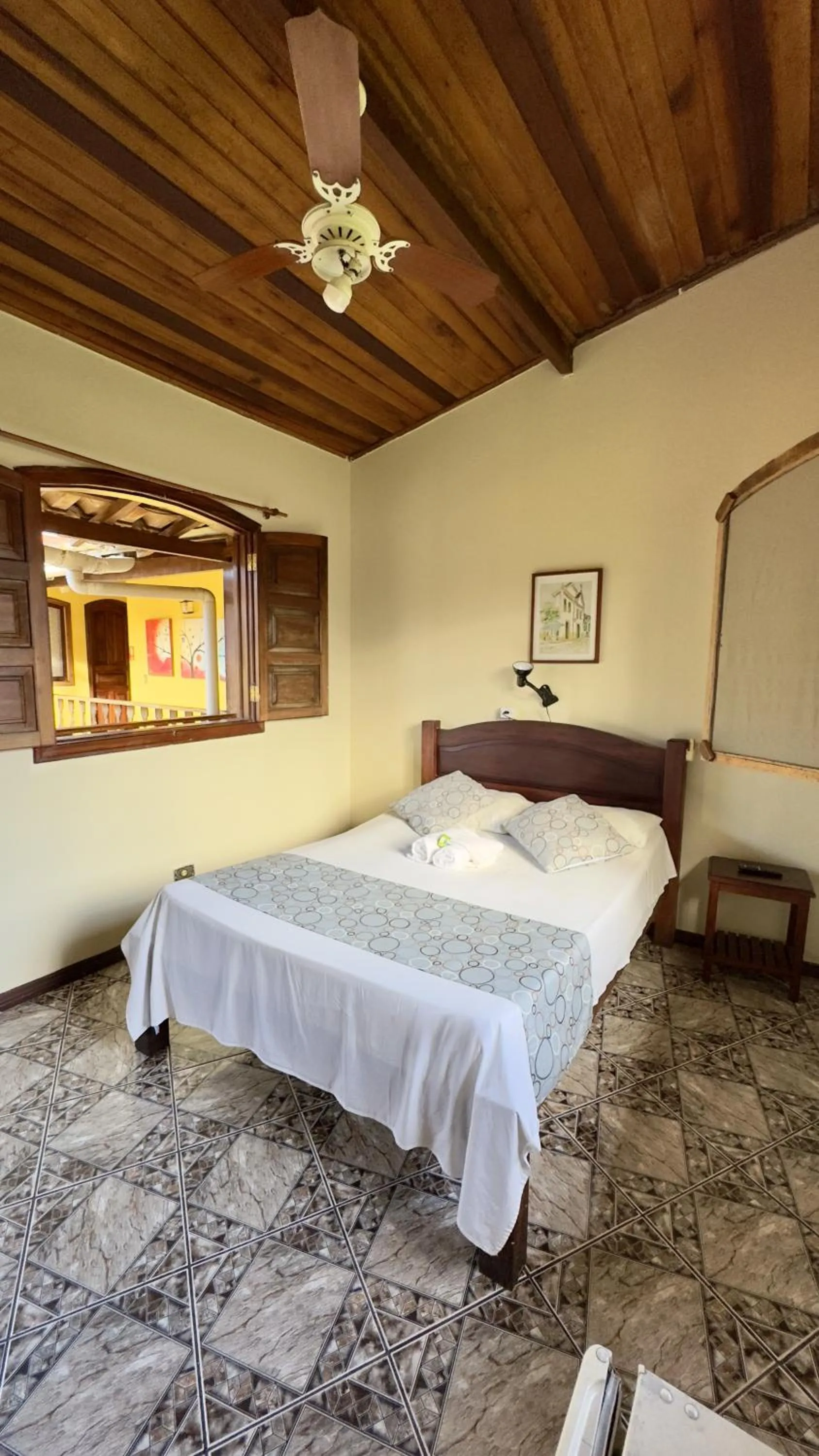 Bed in Pousada Parque Imperial no centro de Paraty