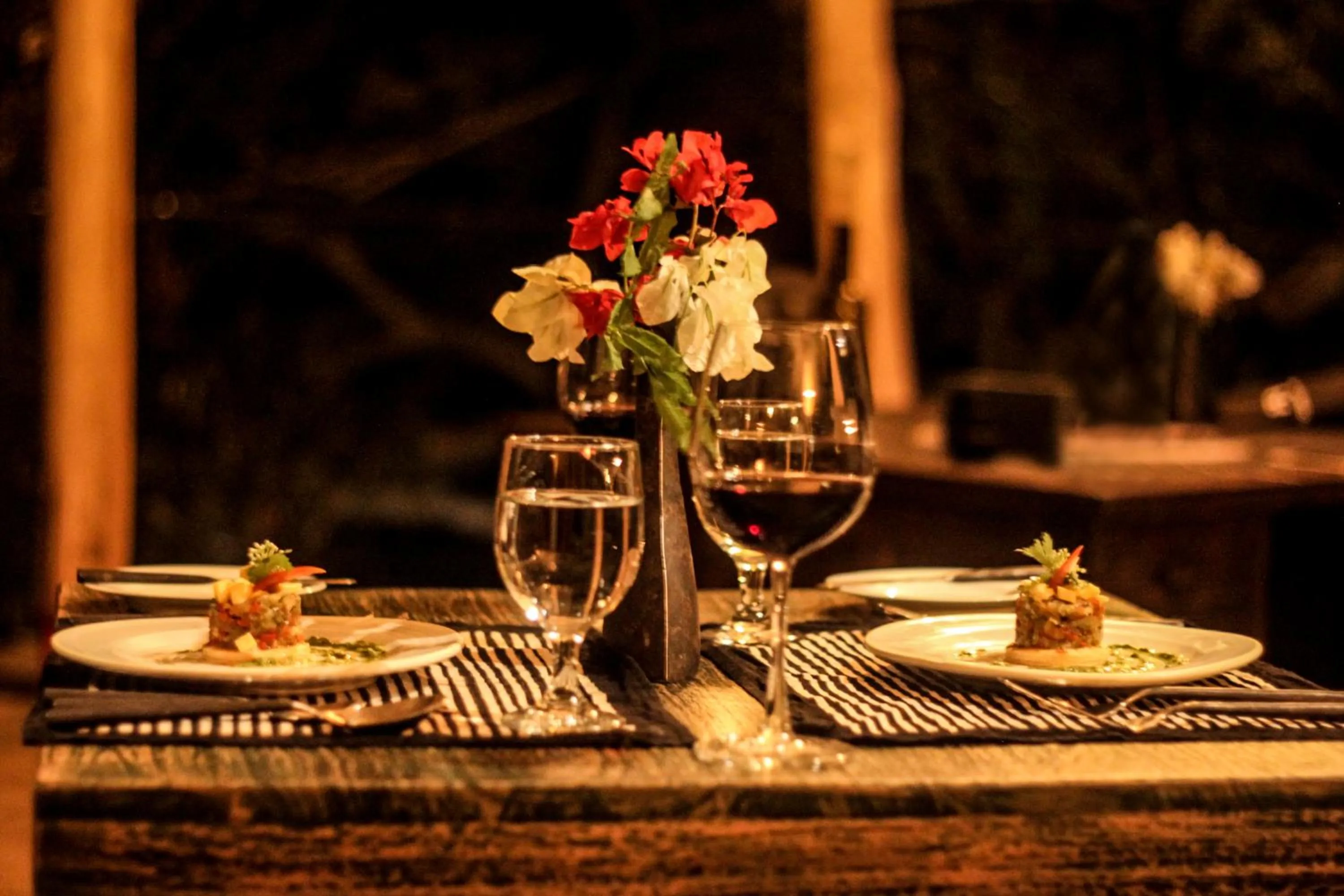 Alcoholic drinks in Flameback Eco Lodge