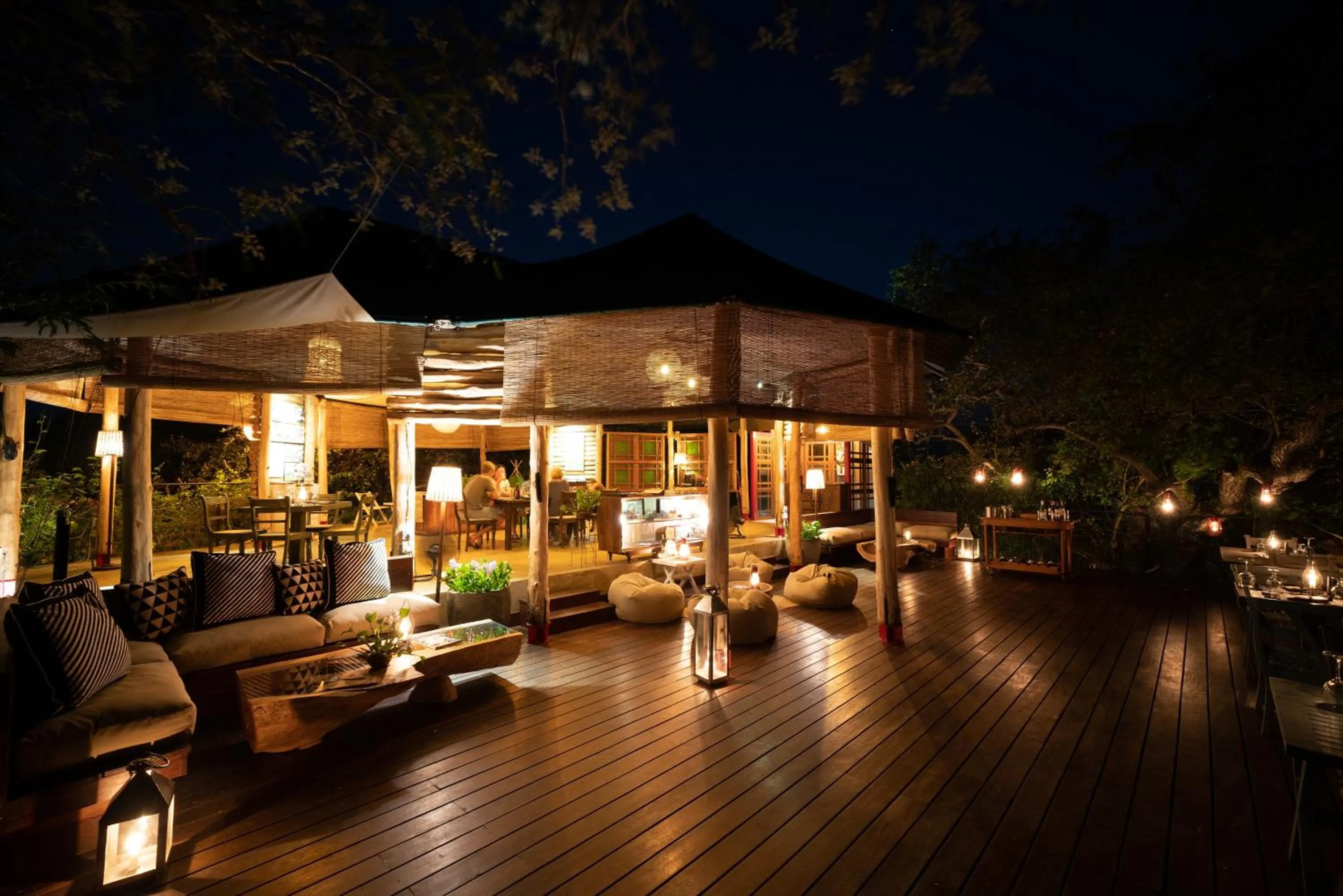 Restaurant/places to eat in Flameback Eco Lodge