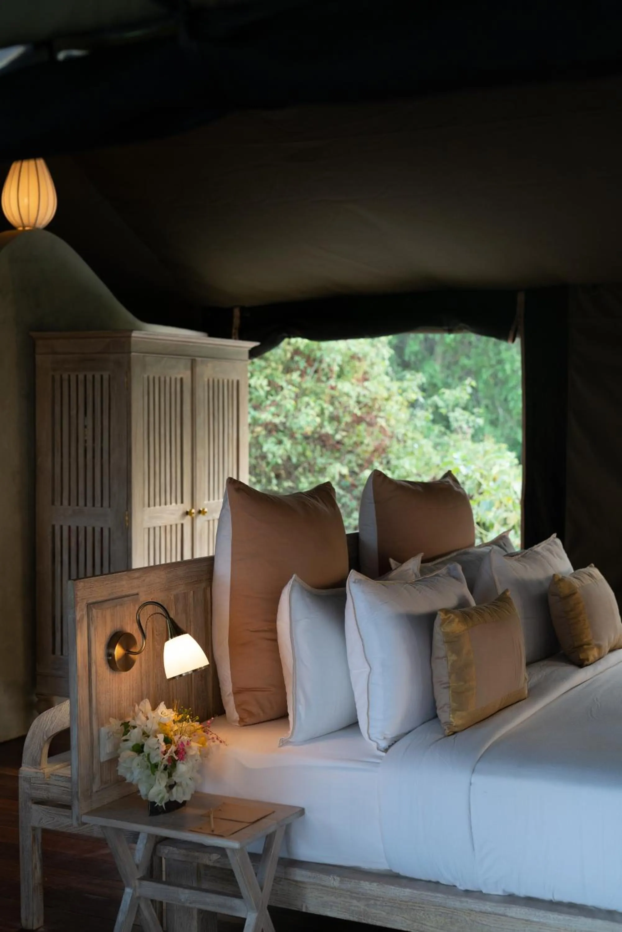 Bed in Flameback Eco Lodge