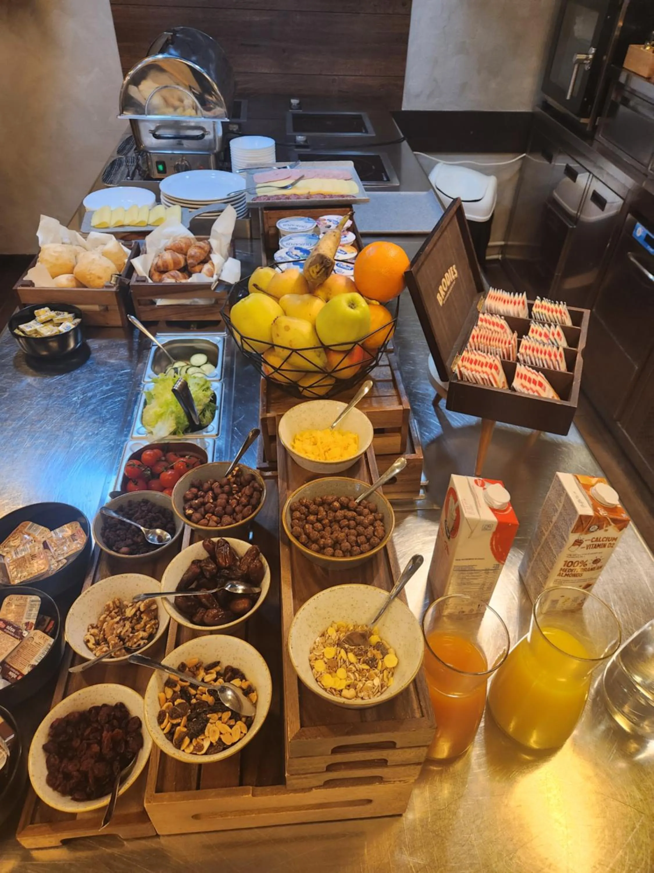 Food and drinks in Hotel Amfiteatar