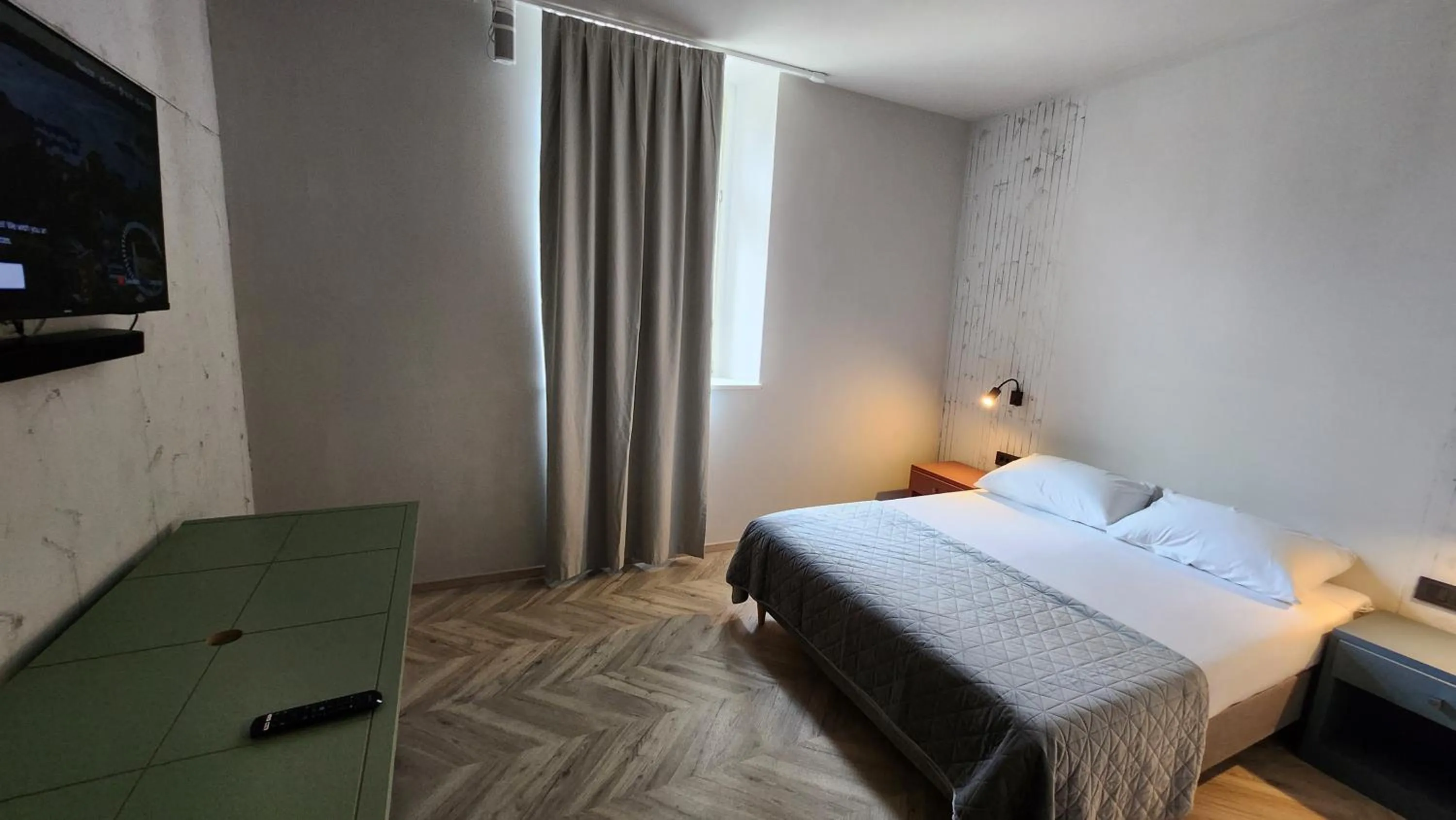 Sea view, Bed in Hotel Amfiteatar