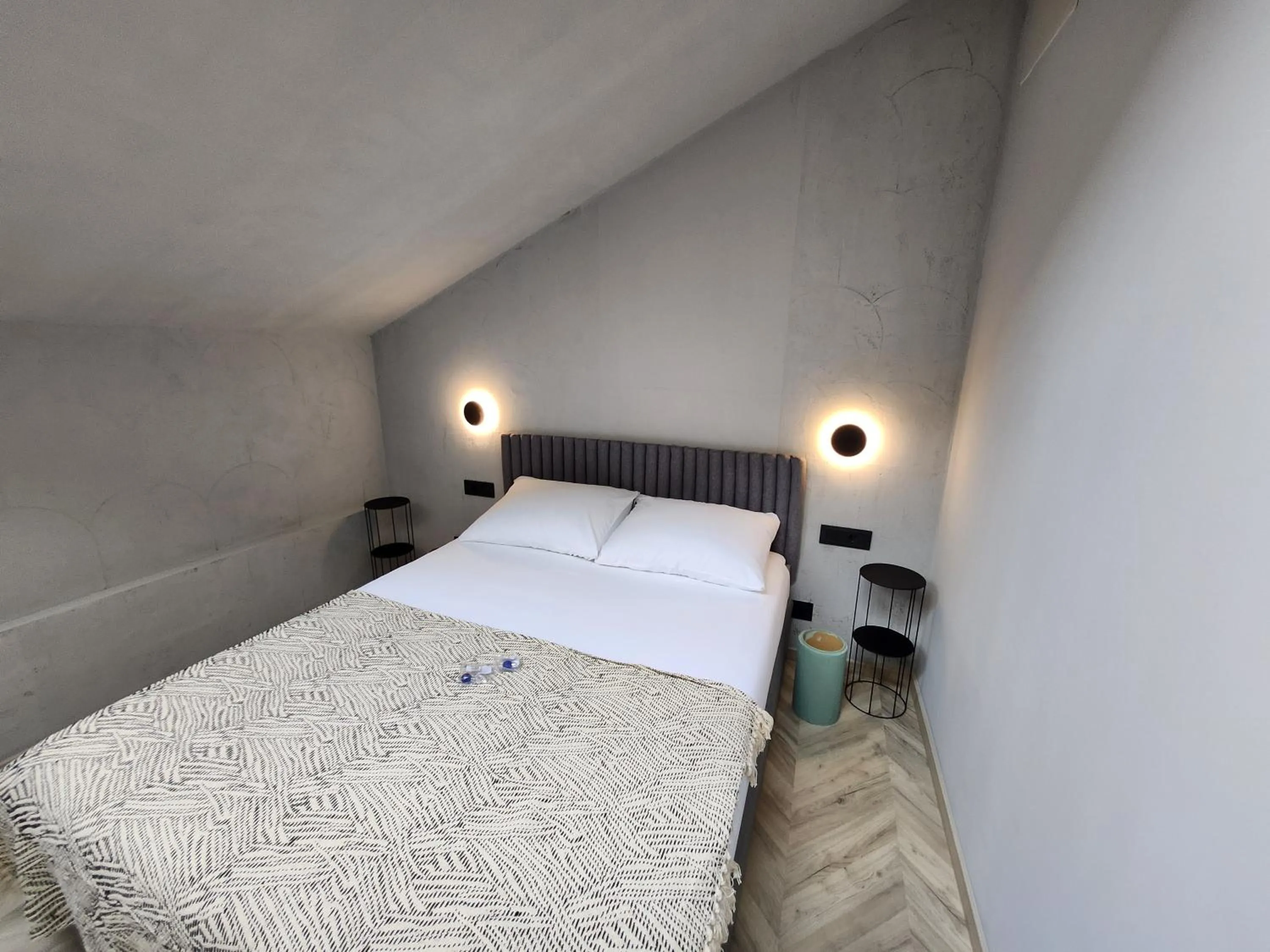 Bed in Hotel Amfiteatar