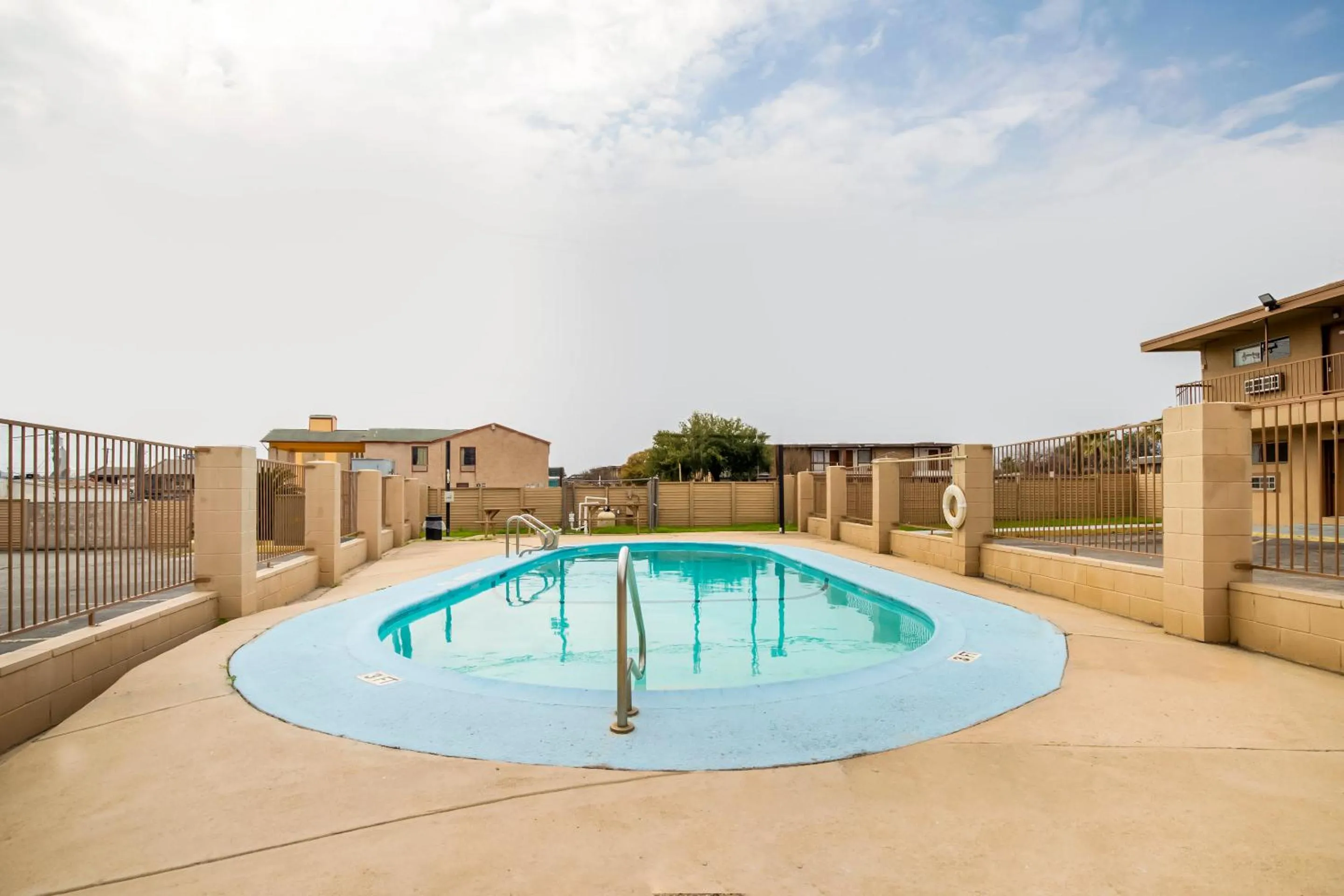 Swimming pool in Oyo Hotel San Antonio Lackland AFB Seaworld Hwy 90 W