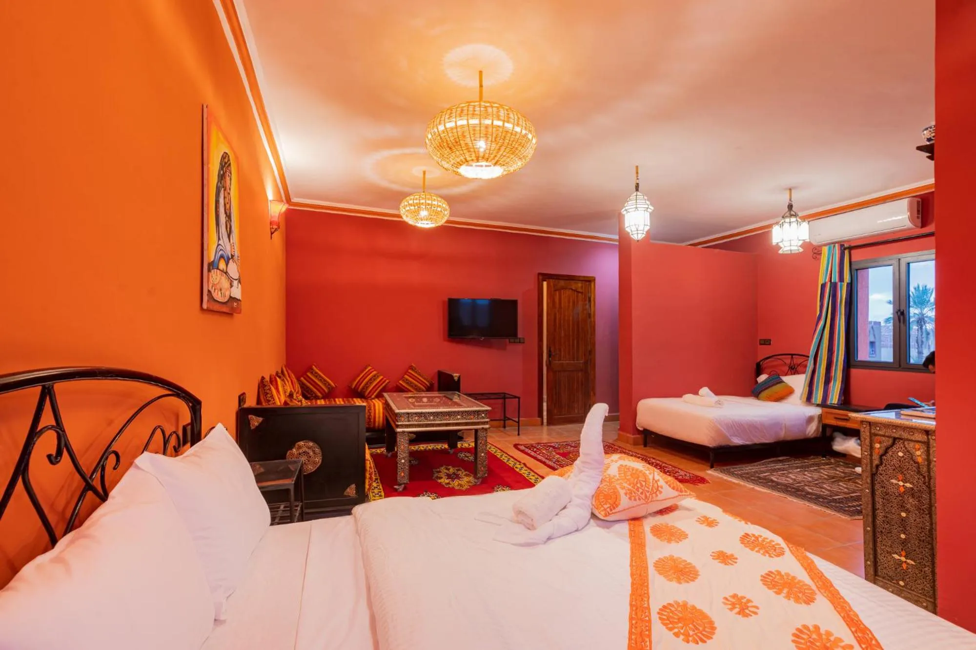 Bed in Kasbah Hotel Ziz Palace Rissani