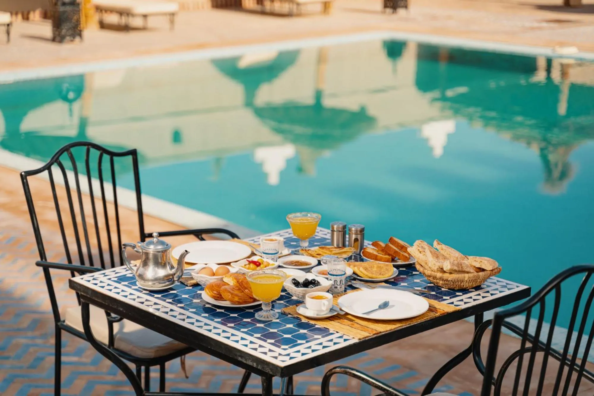 Breakfast in Kasbah Hotel Ziz Palace Rissani
