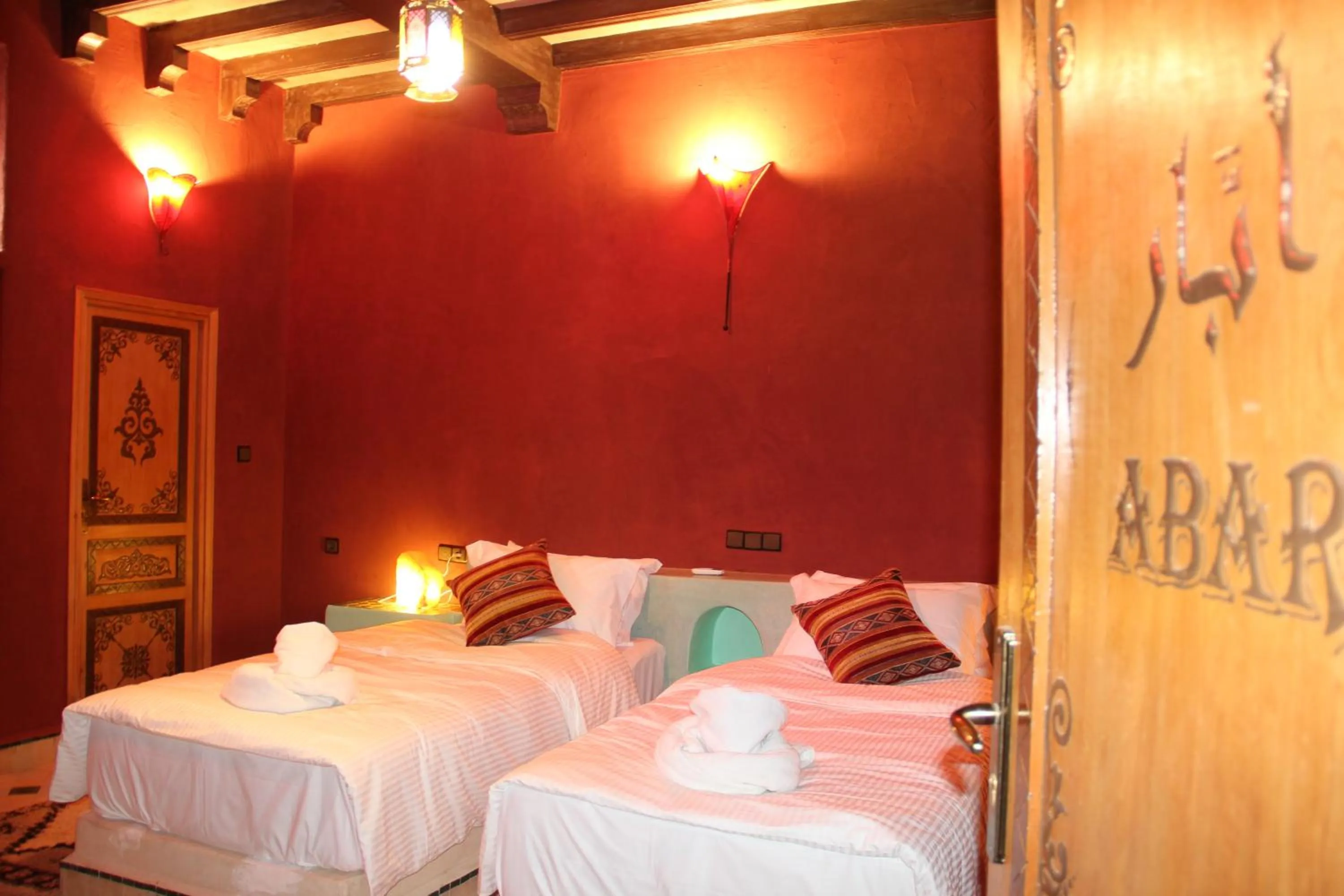 Bed in Kasbah Hotel Ziz Palace Rissani