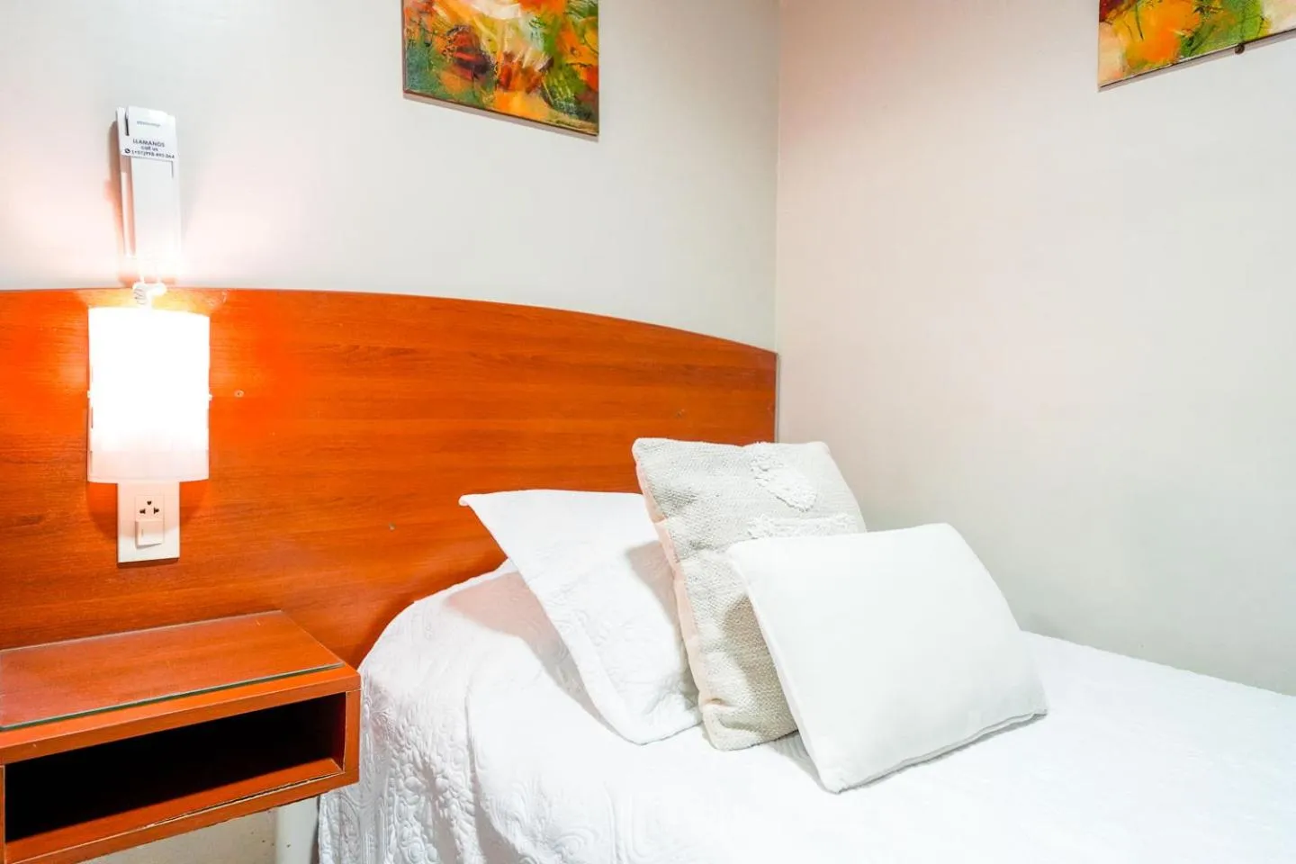 Bed in Imperial Inn Hospedaje Turistico