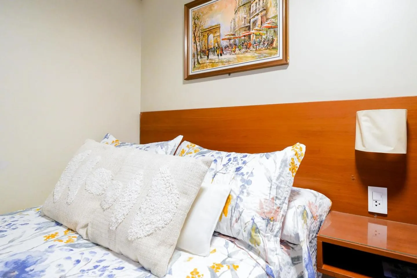 Bed in Imperial Inn Hospedaje Turistico