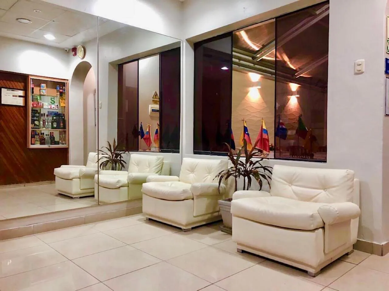 Lobby or reception in Imperial Inn Hospedaje Turistico