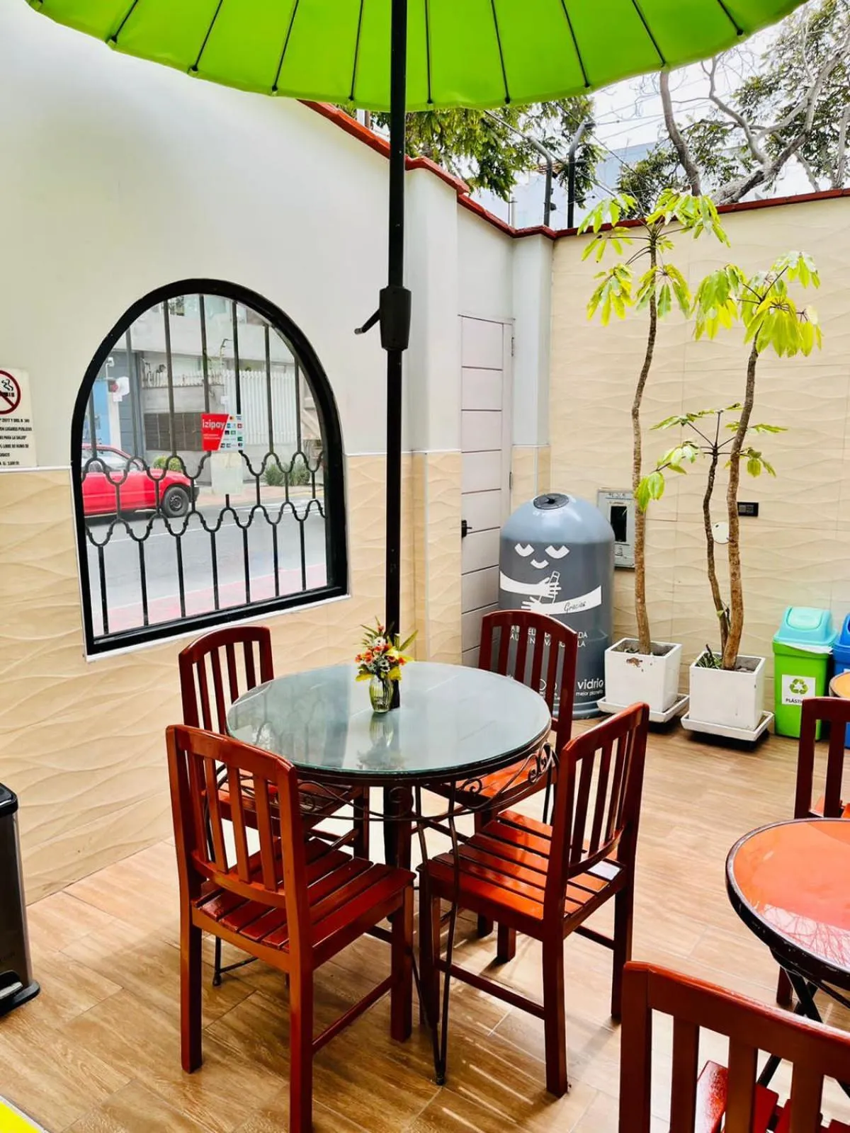 Patio in Imperial Inn Hospedaje Turistico